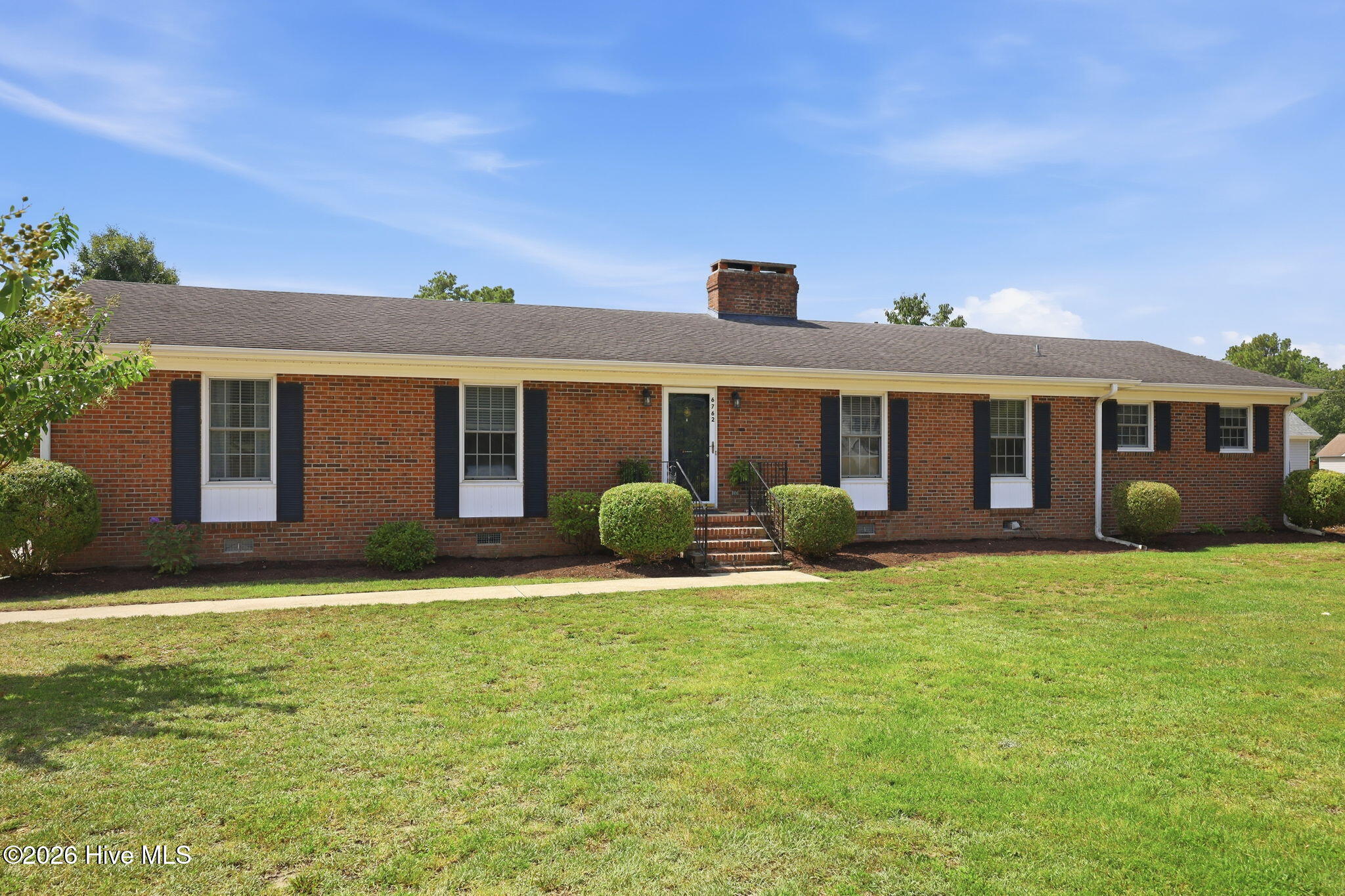6762 River Road Property Photo 2