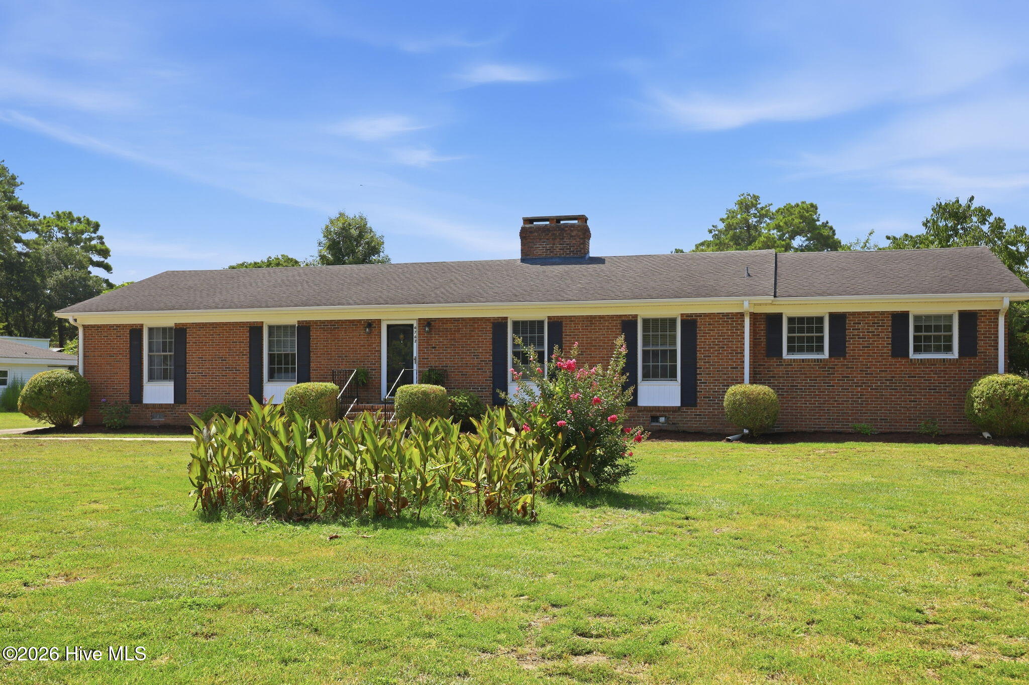 6762 River Road Property Photo 5