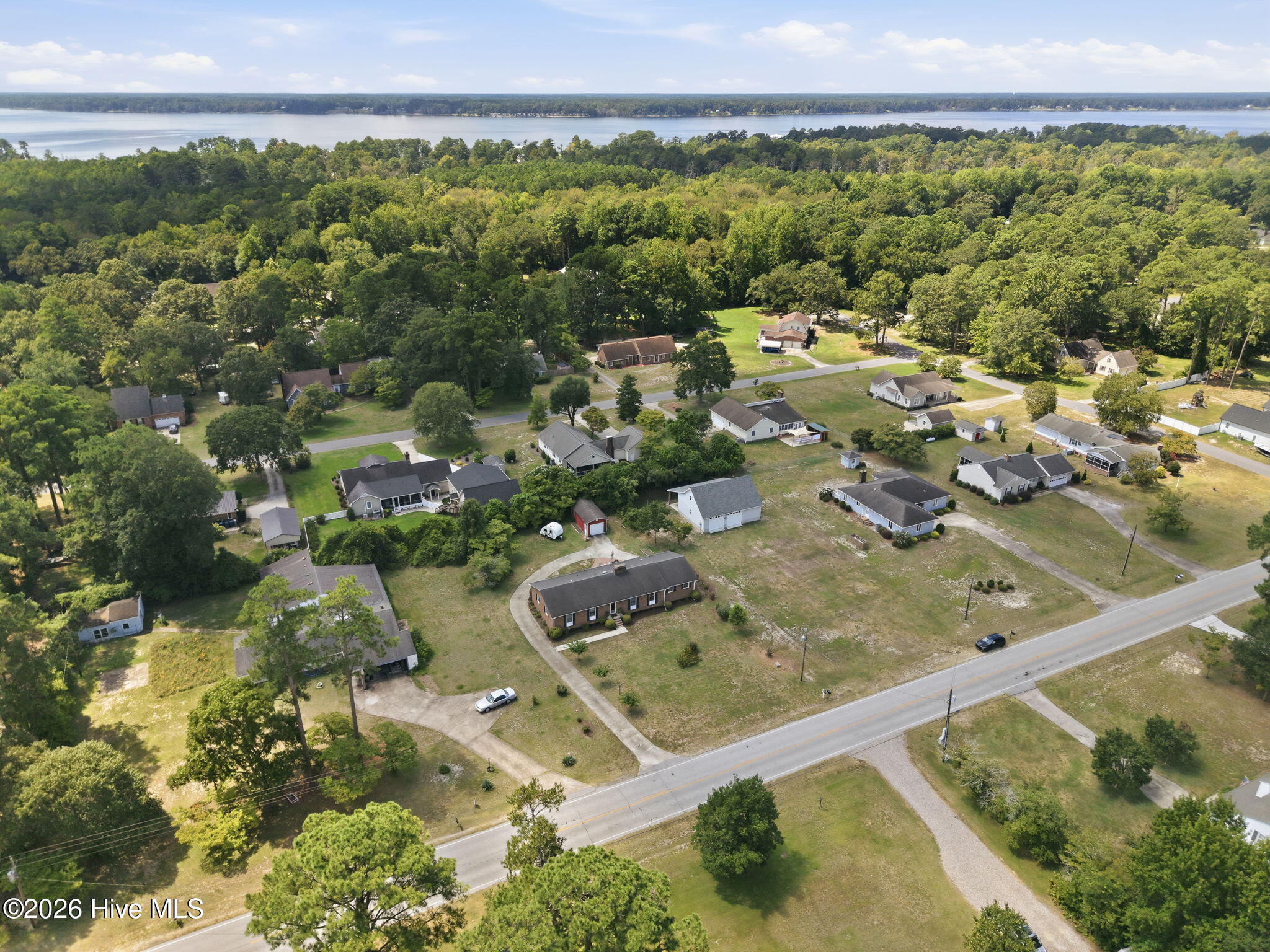6762 River Road Property Photo 10