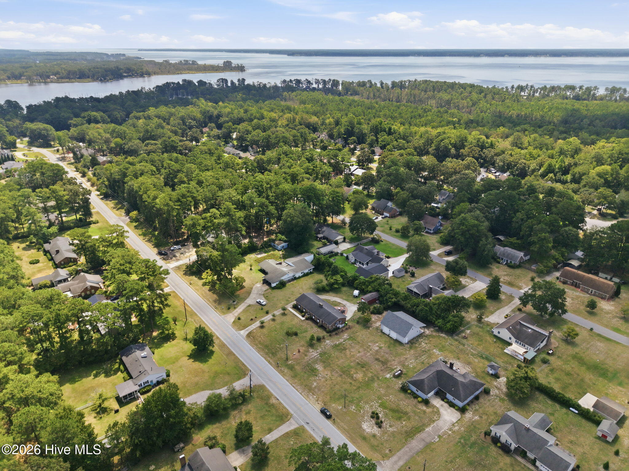 6762 River Road Property Photo 11
