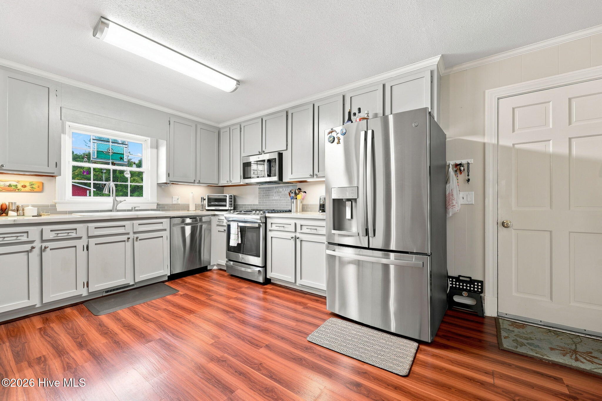 6762 River Road Property Photo 28