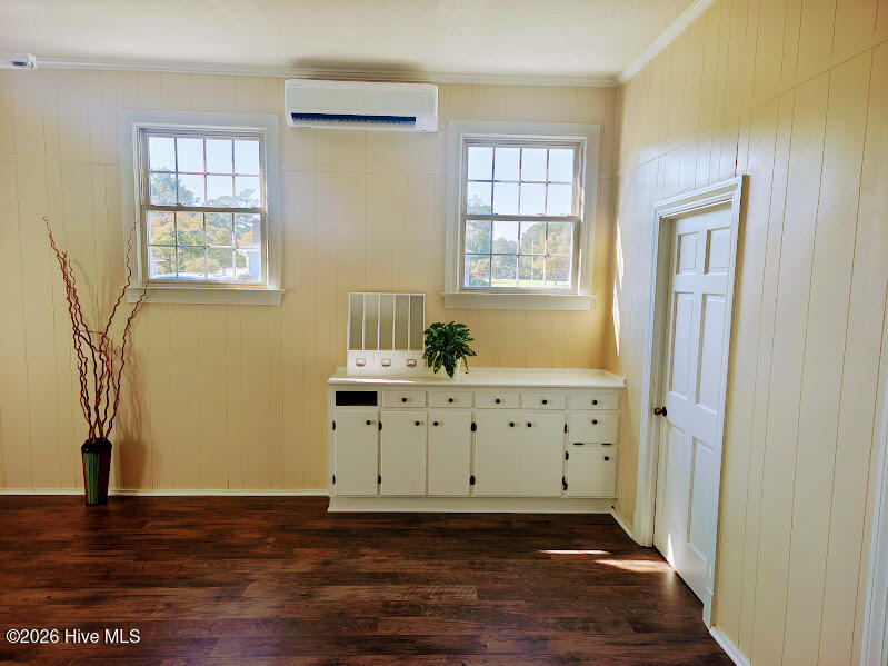 6762 River Road Property Photo 48
