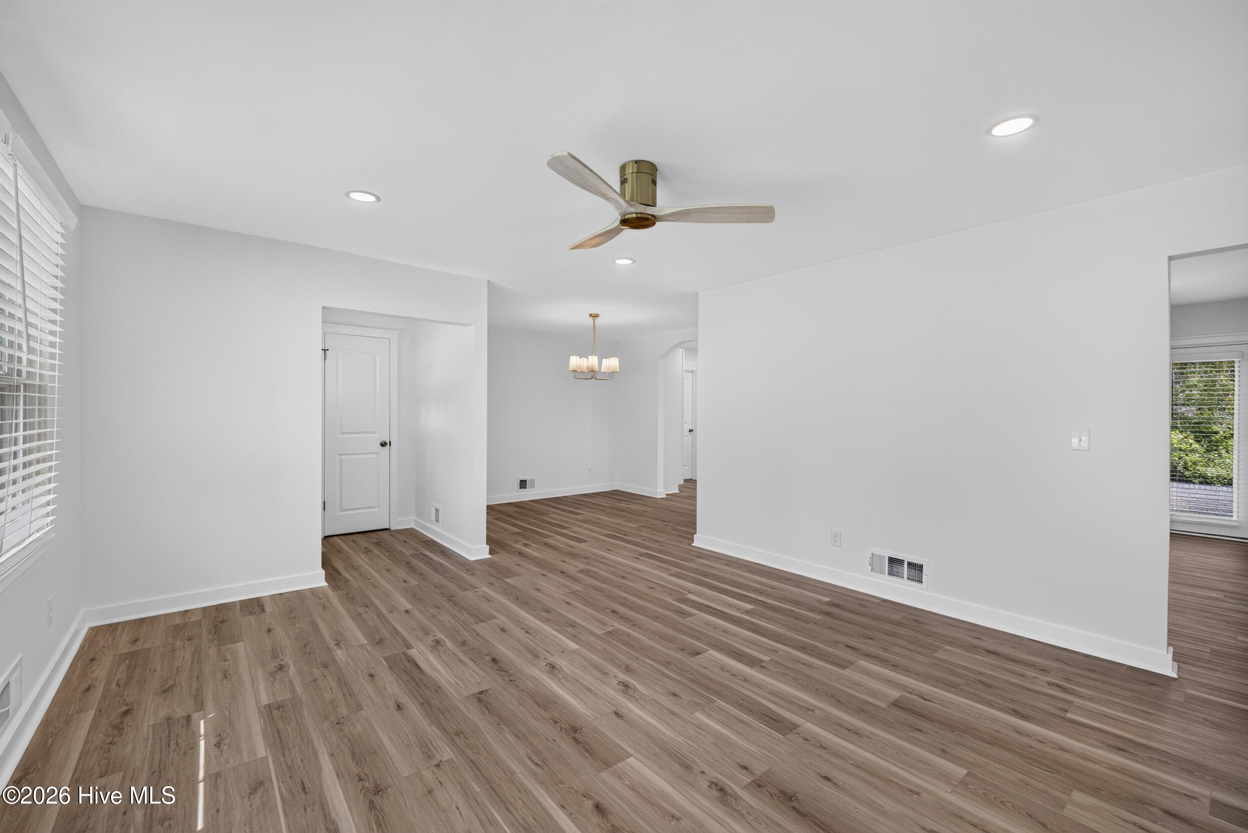 3007 Stratford Drive Property Photo 13