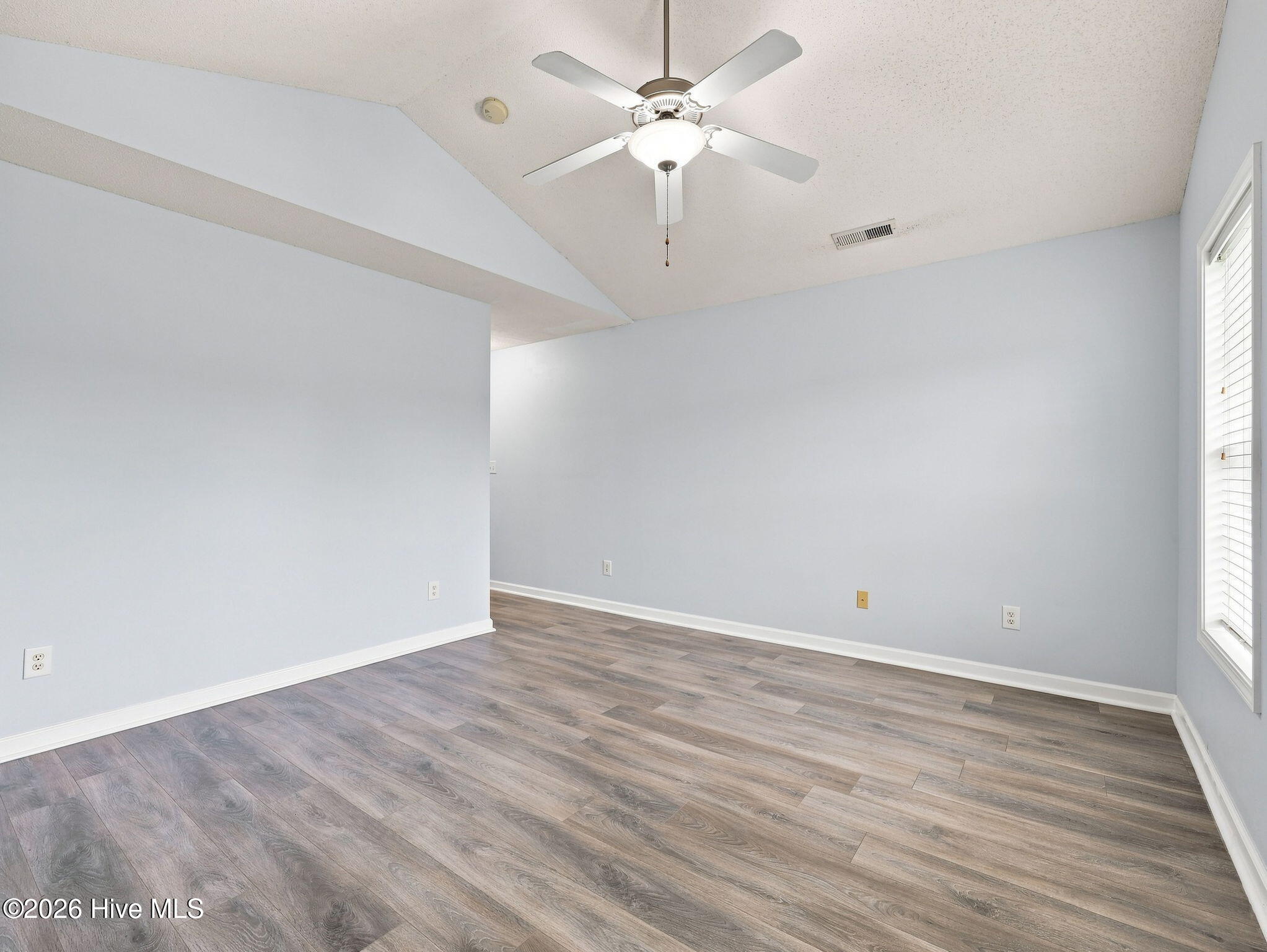 125 Whiteleaf Drive Property Photo 23