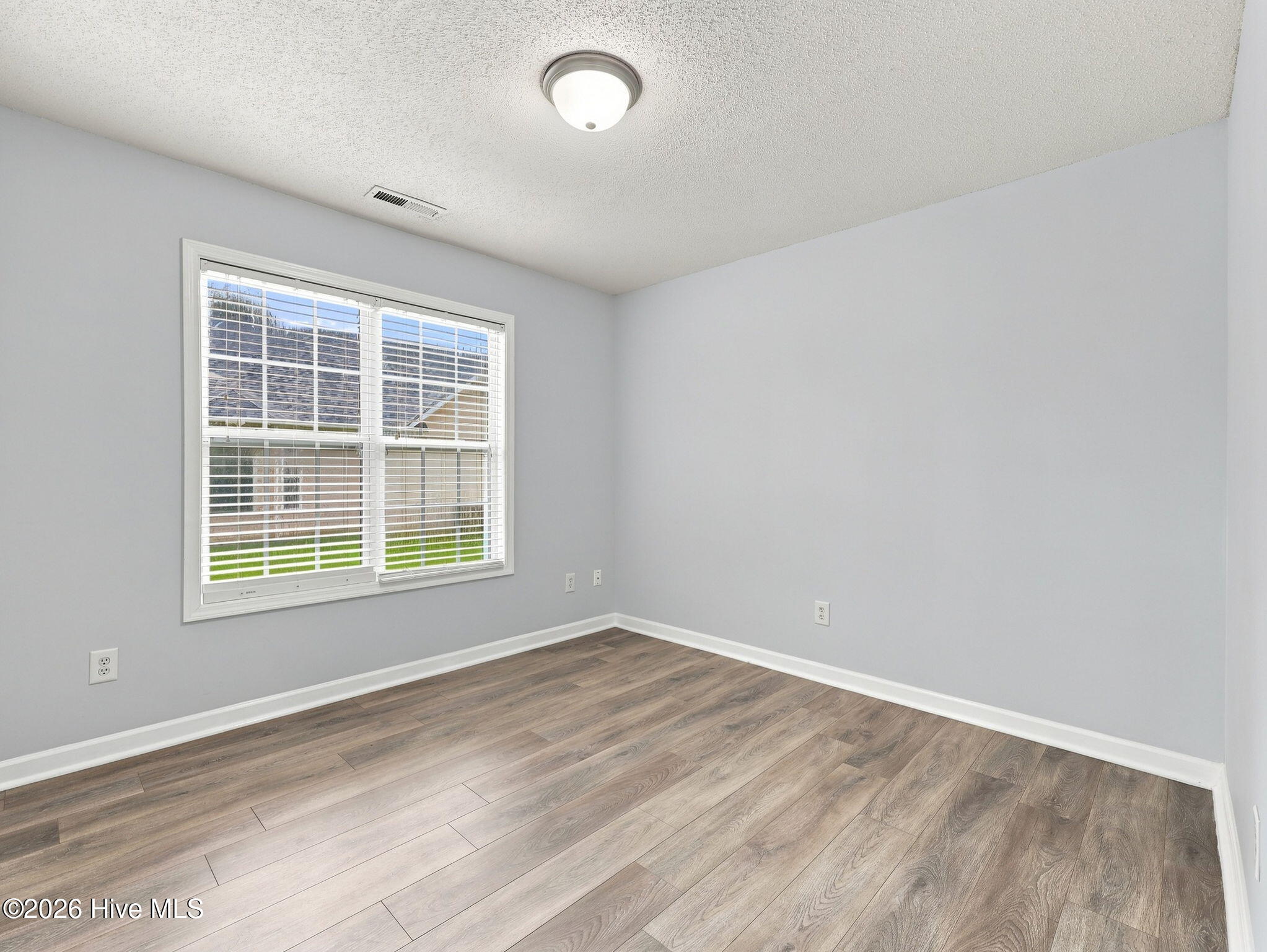 125 Whiteleaf Drive Property Photo 25