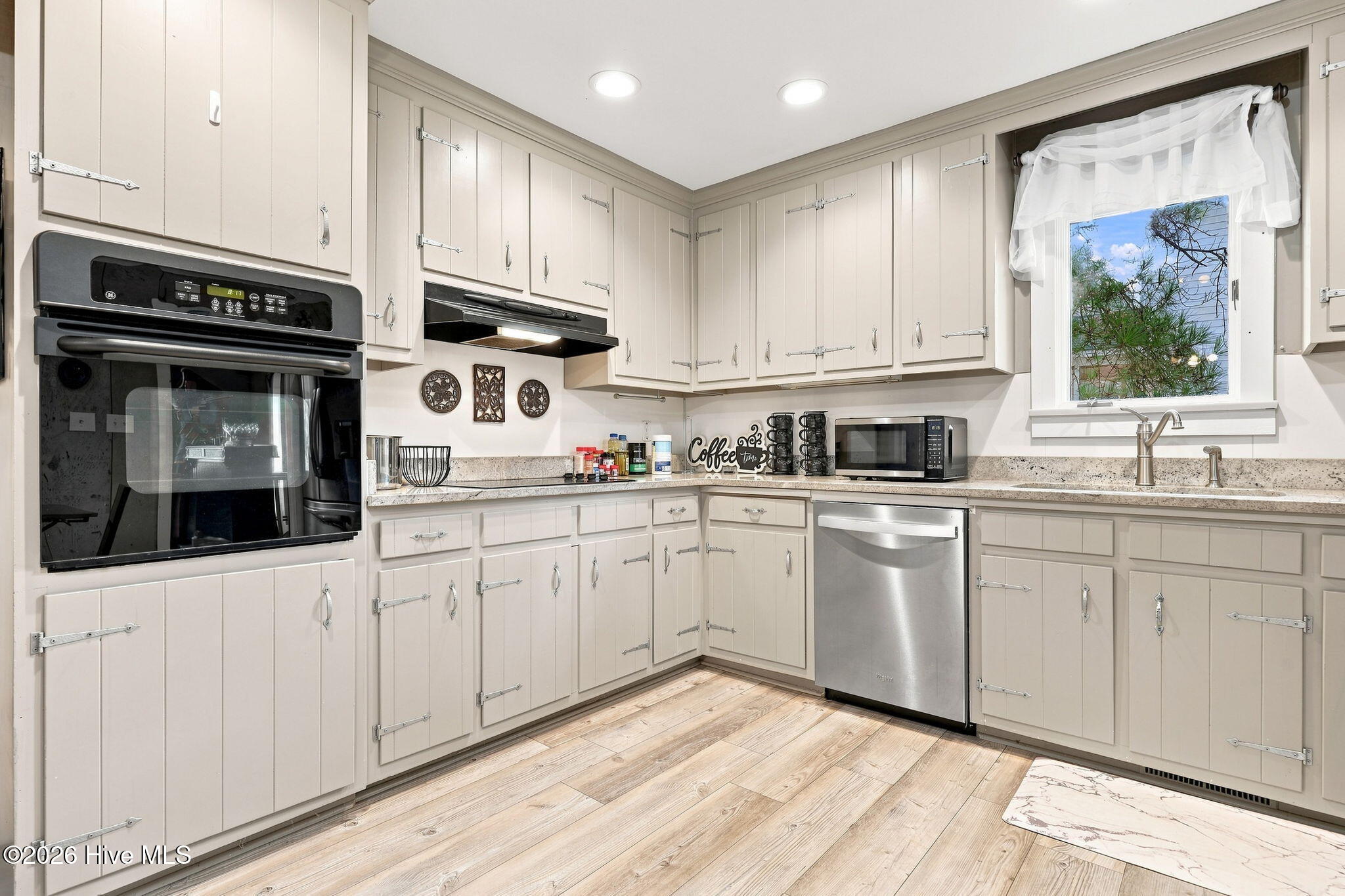 1407 Rondo Drive Property Photo 15