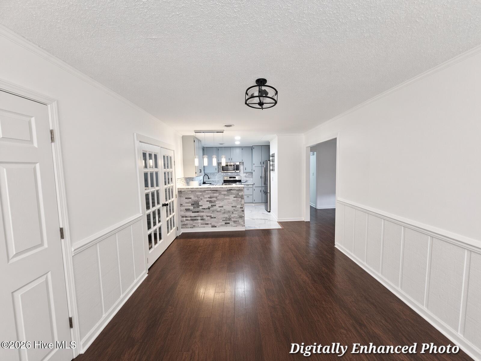 13 Collins Drive Property Photo 12