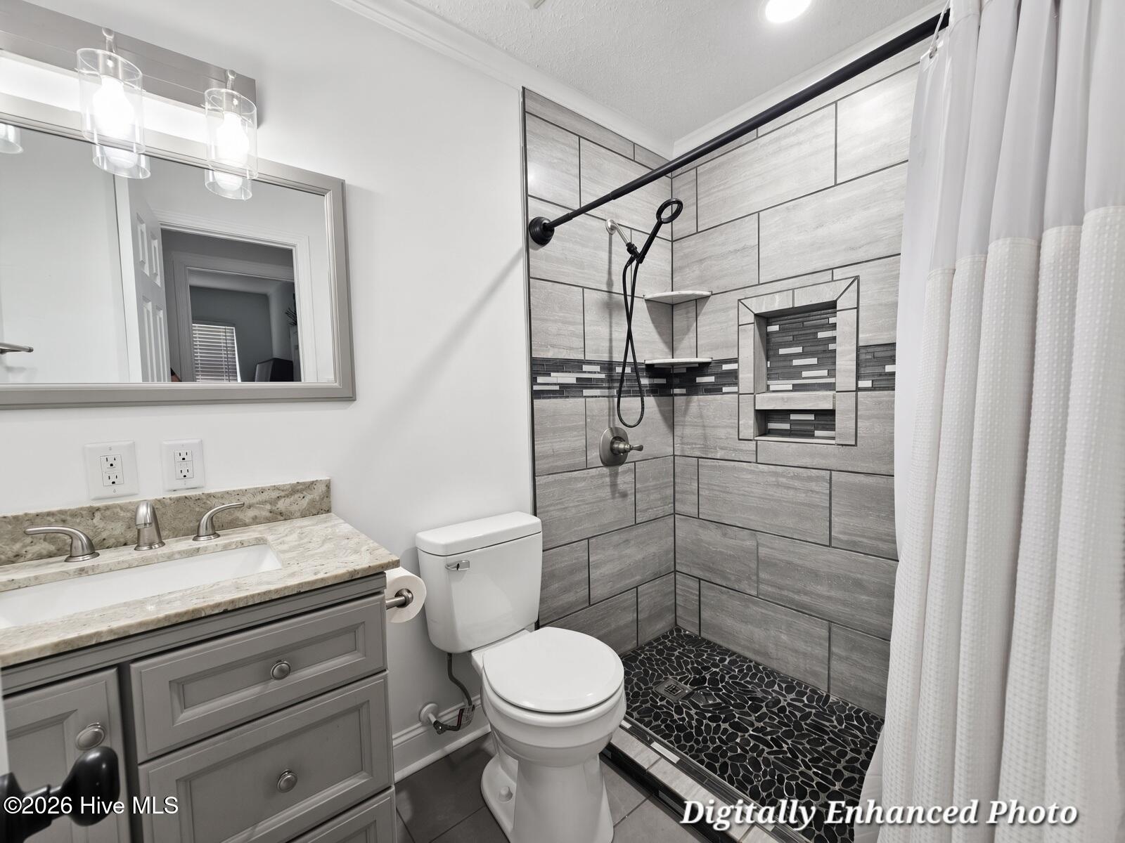 13 Collins Drive Property Photo 18