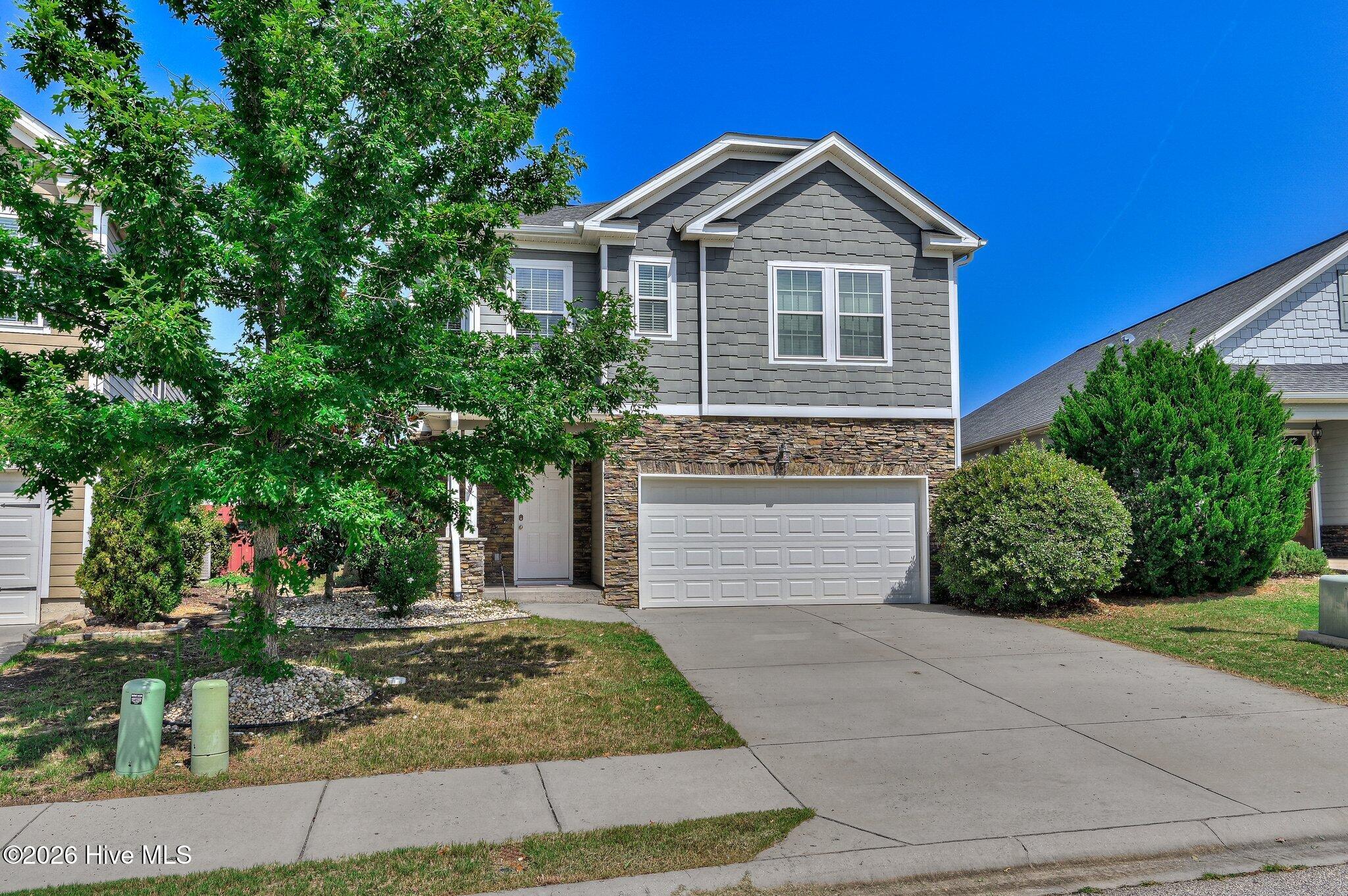 1047 Glenhaven Drive Property Photo 3