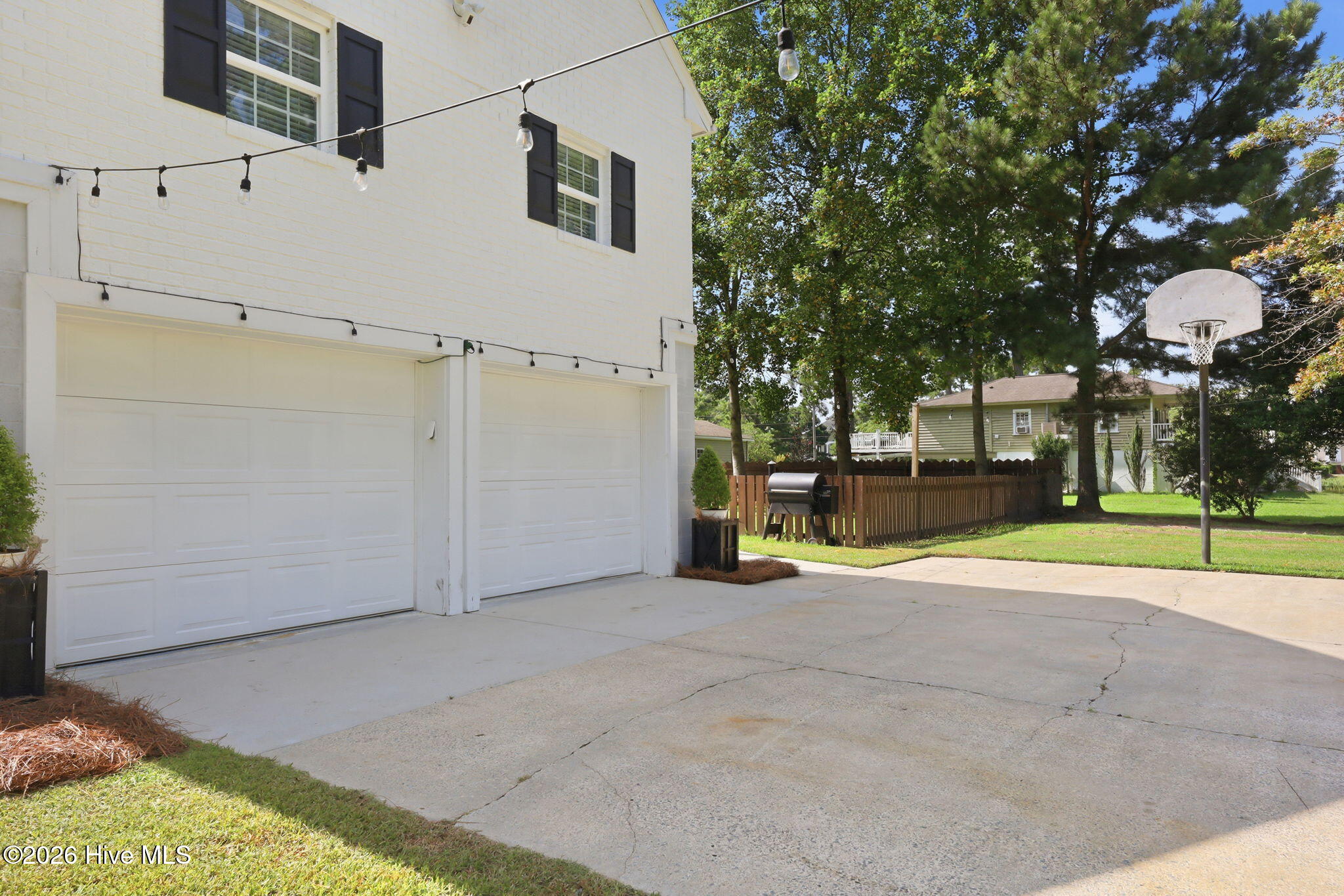 601 Fairview Avenue Property Photo 6