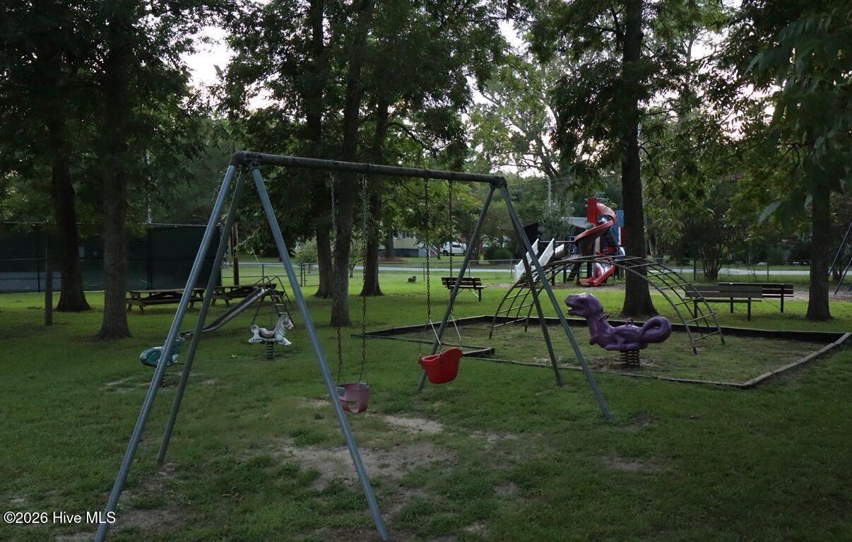 601 Fairview Avenue Property Photo 71