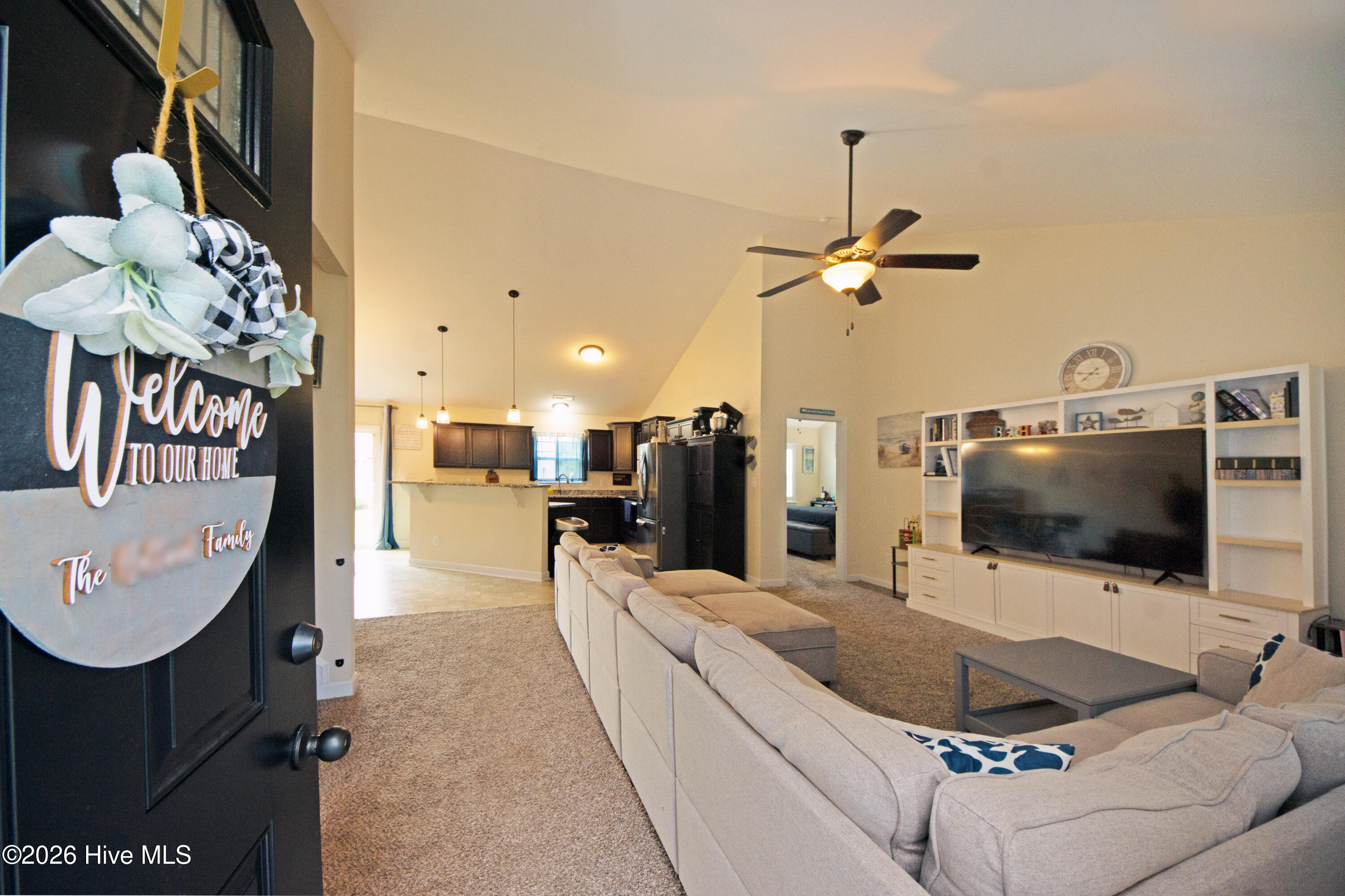 200 Gillcrest Court Property Photo 7