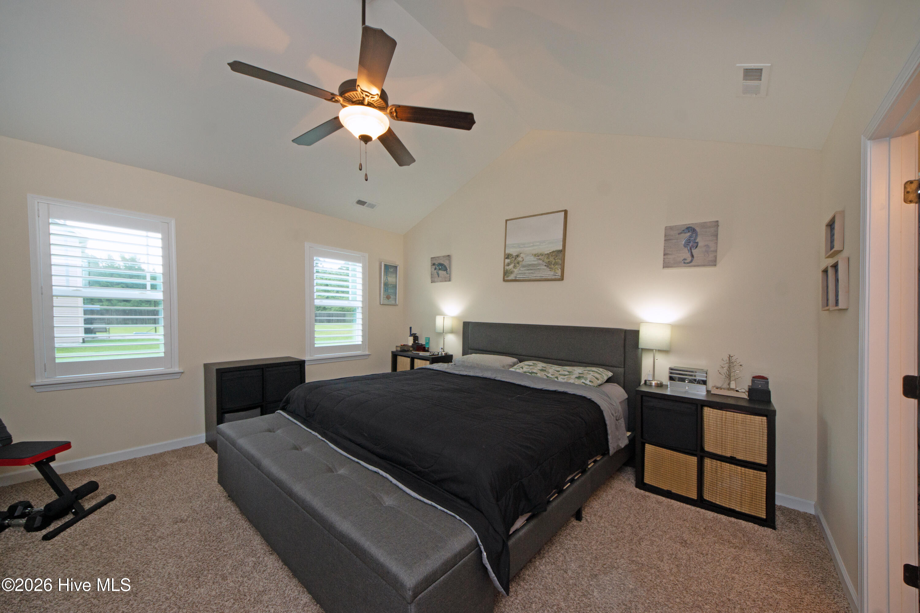 200 Gillcrest Court Property Photo 17