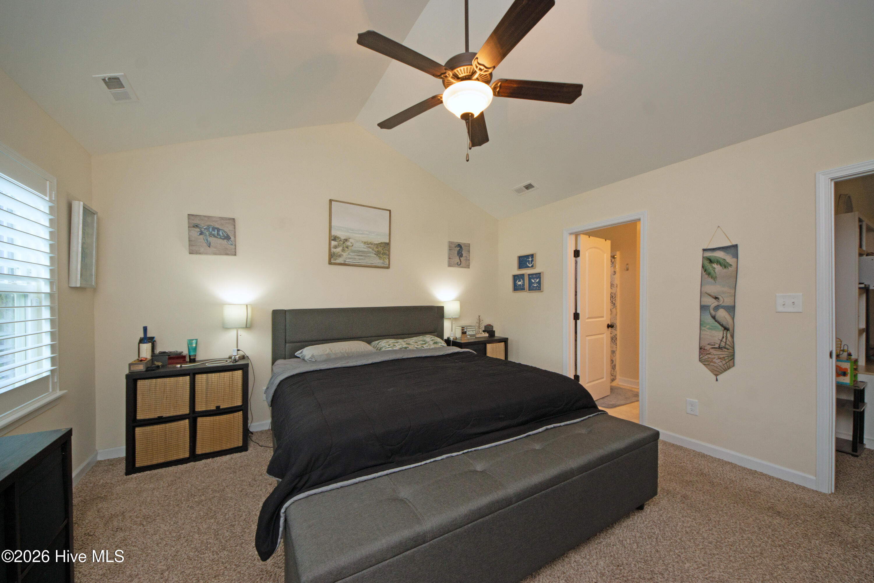 200 Gillcrest Court Property Photo 18