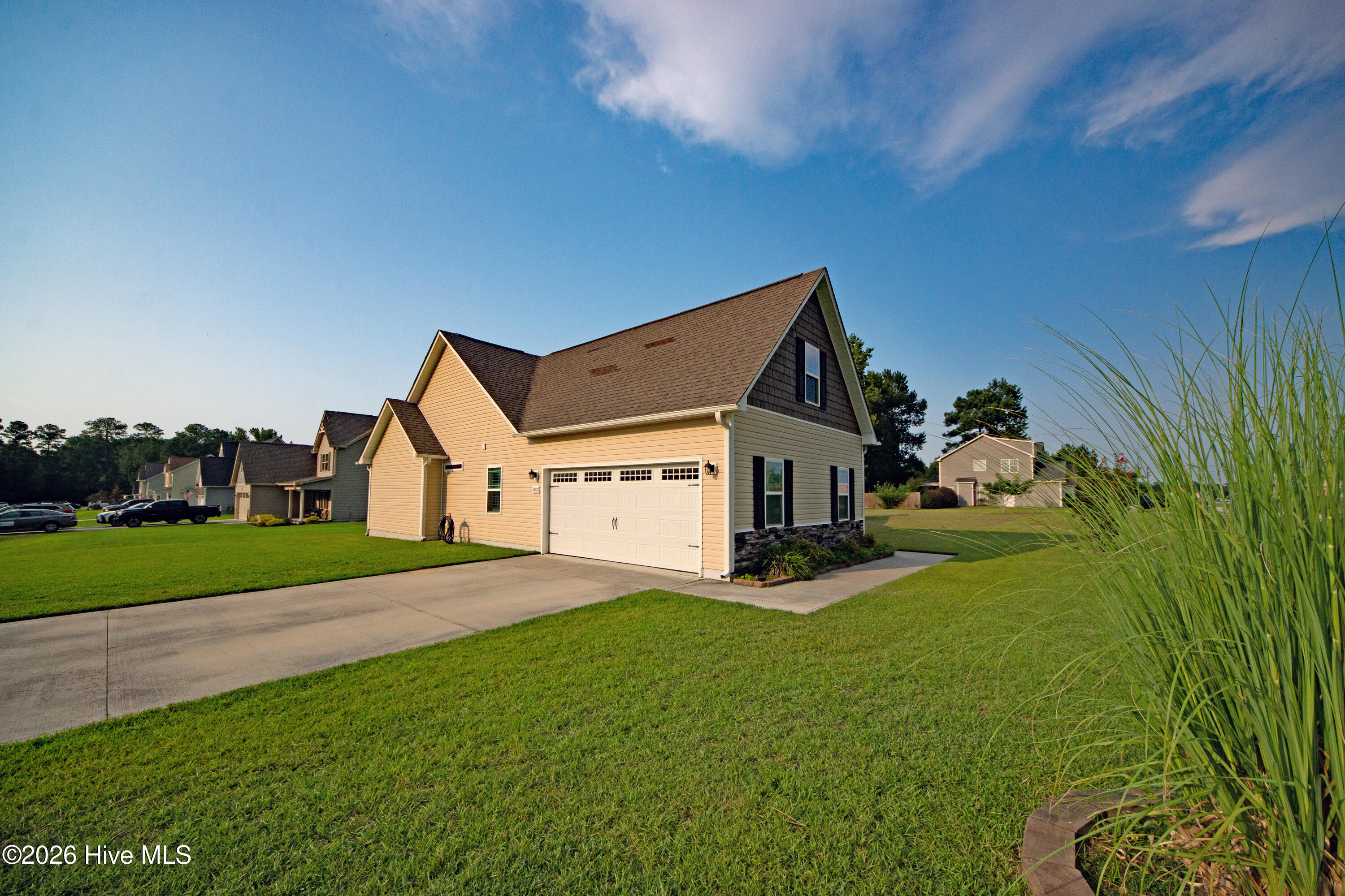 200 Gillcrest Court Property Photo 38