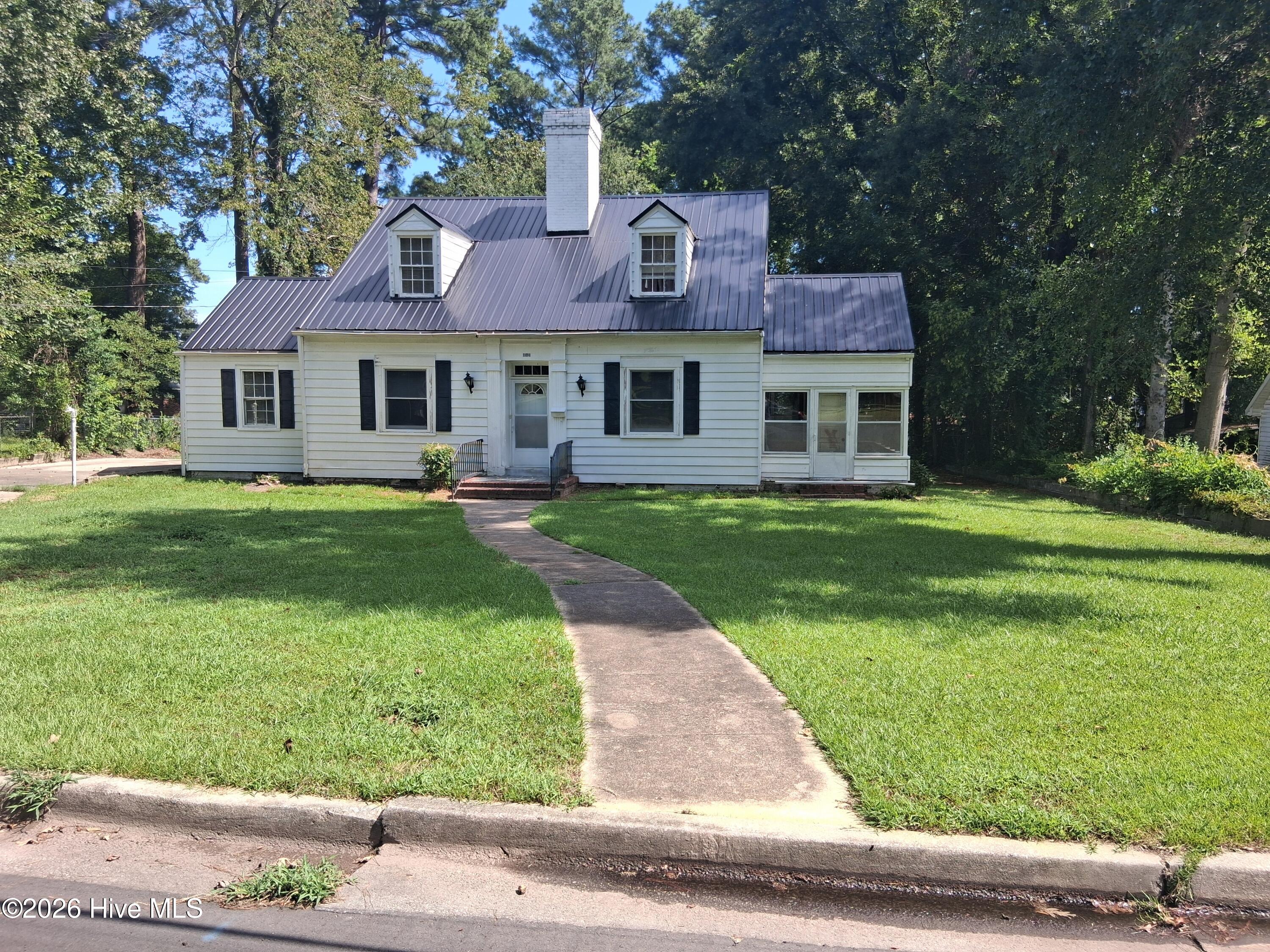 404 Wilson Avenue Property Photo 1