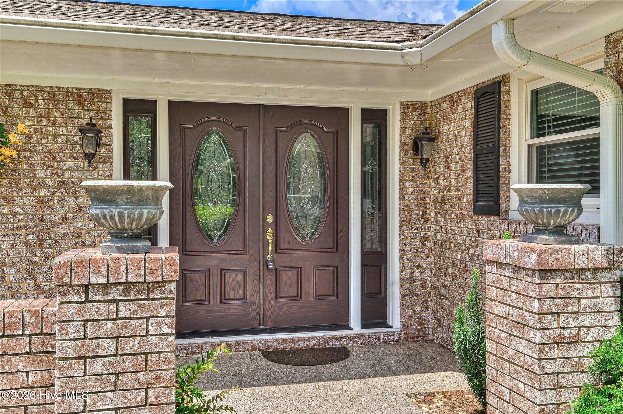 8132 Sir Lancelot Court Property Photo 6