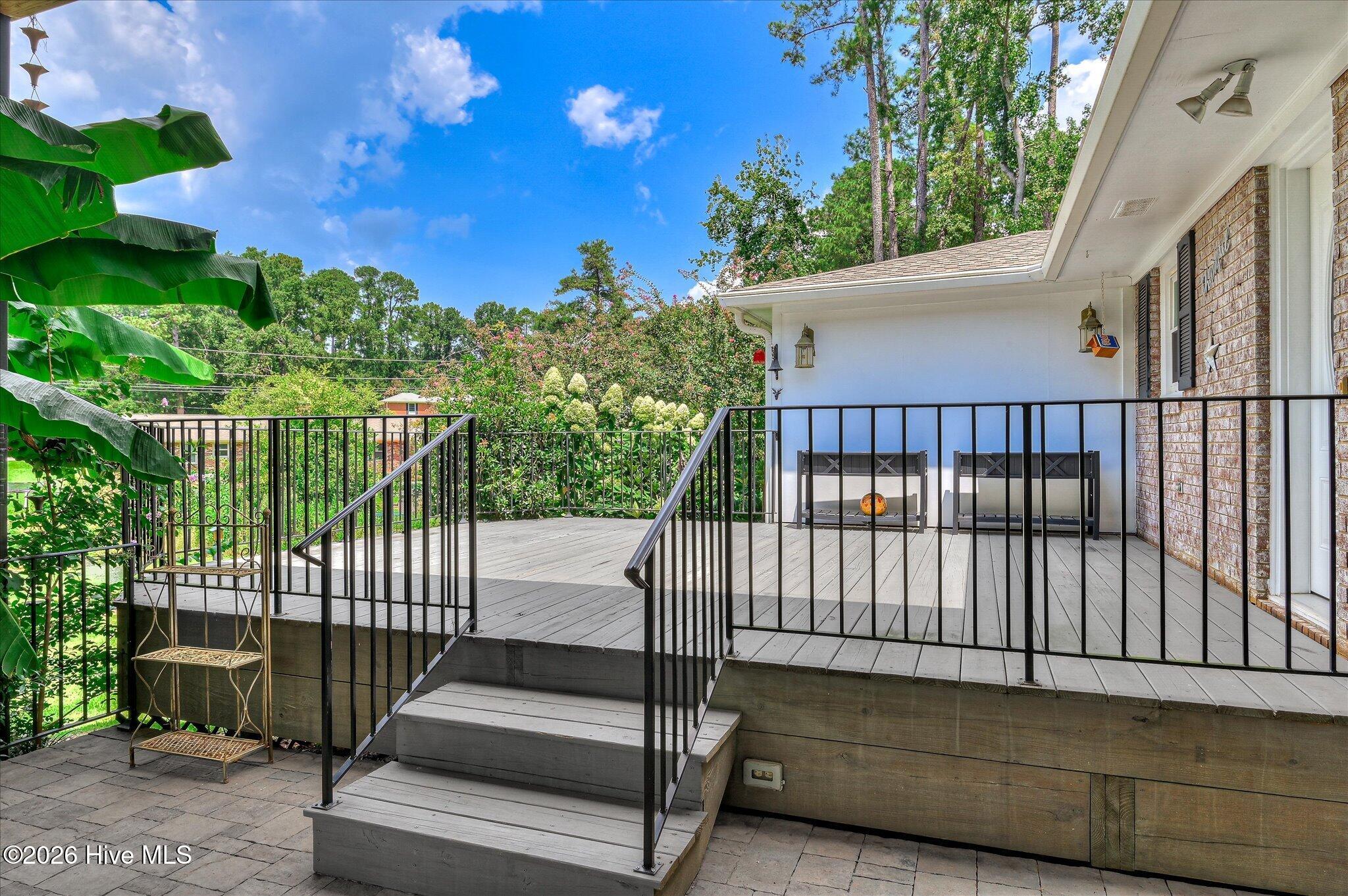 8132 Sir Lancelot Court Property Photo 47