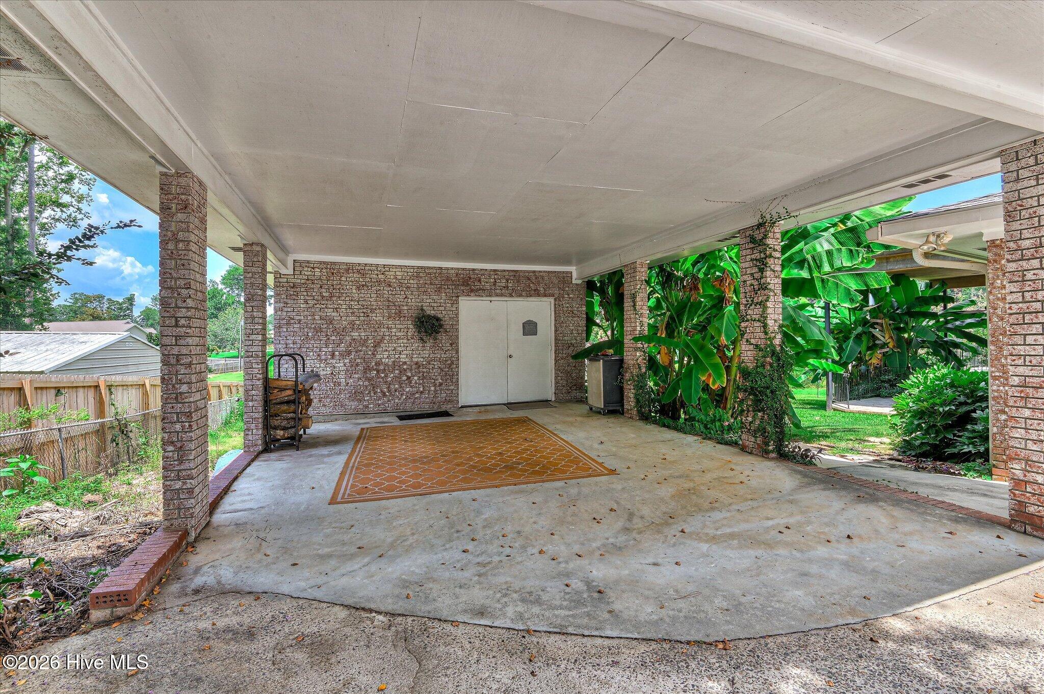 8132 Sir Lancelot Court Property Photo 55