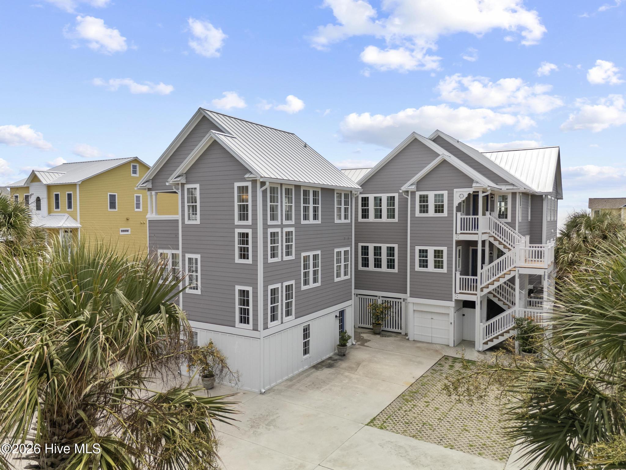 9813 Sandy Court Property Photo 1