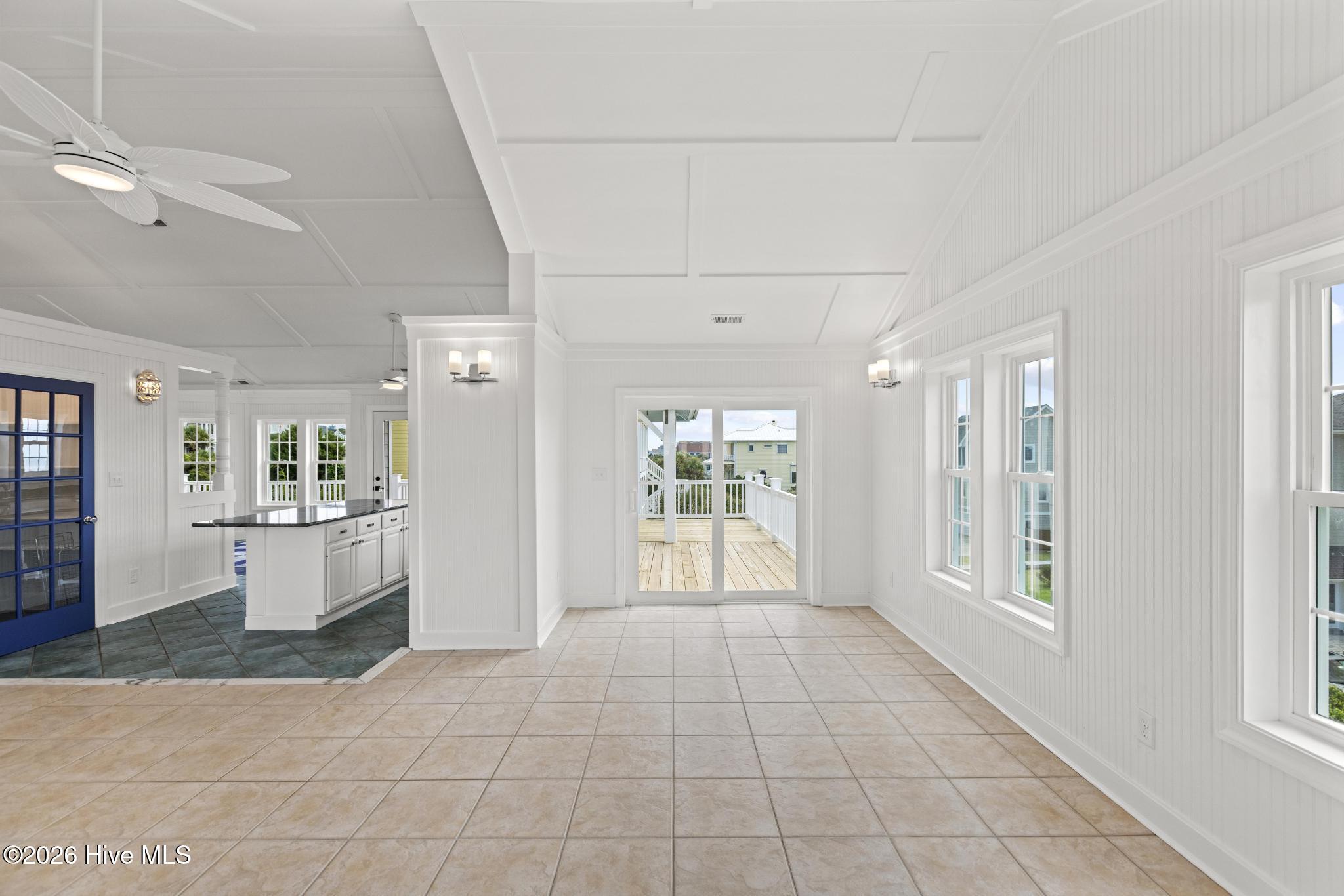 9813 Sandy Court Property Photo 12