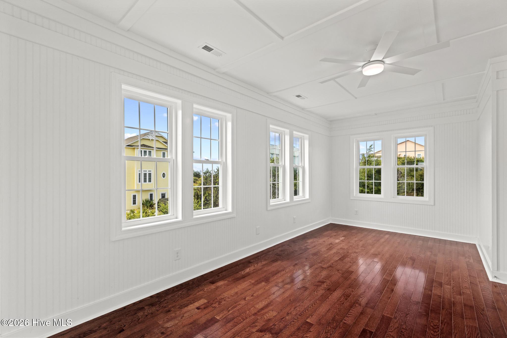 9813 Sandy Court Property Photo 45