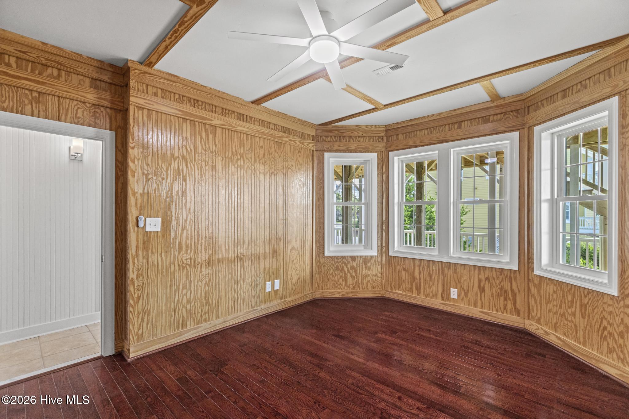 9813 Sandy Court Property Photo 54