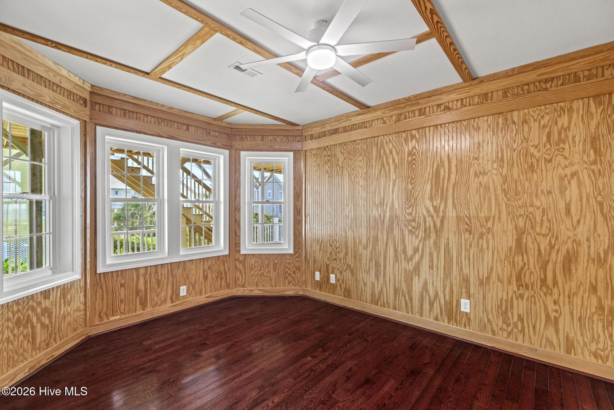 9813 Sandy Court Property Photo 55