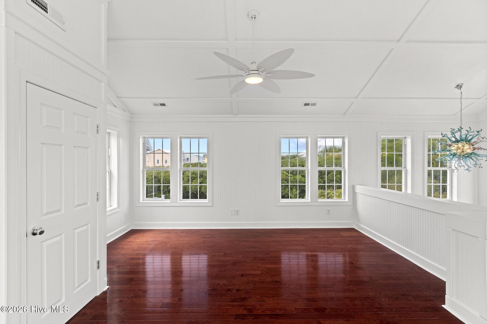 9813 Sandy Court Property Photo 66
