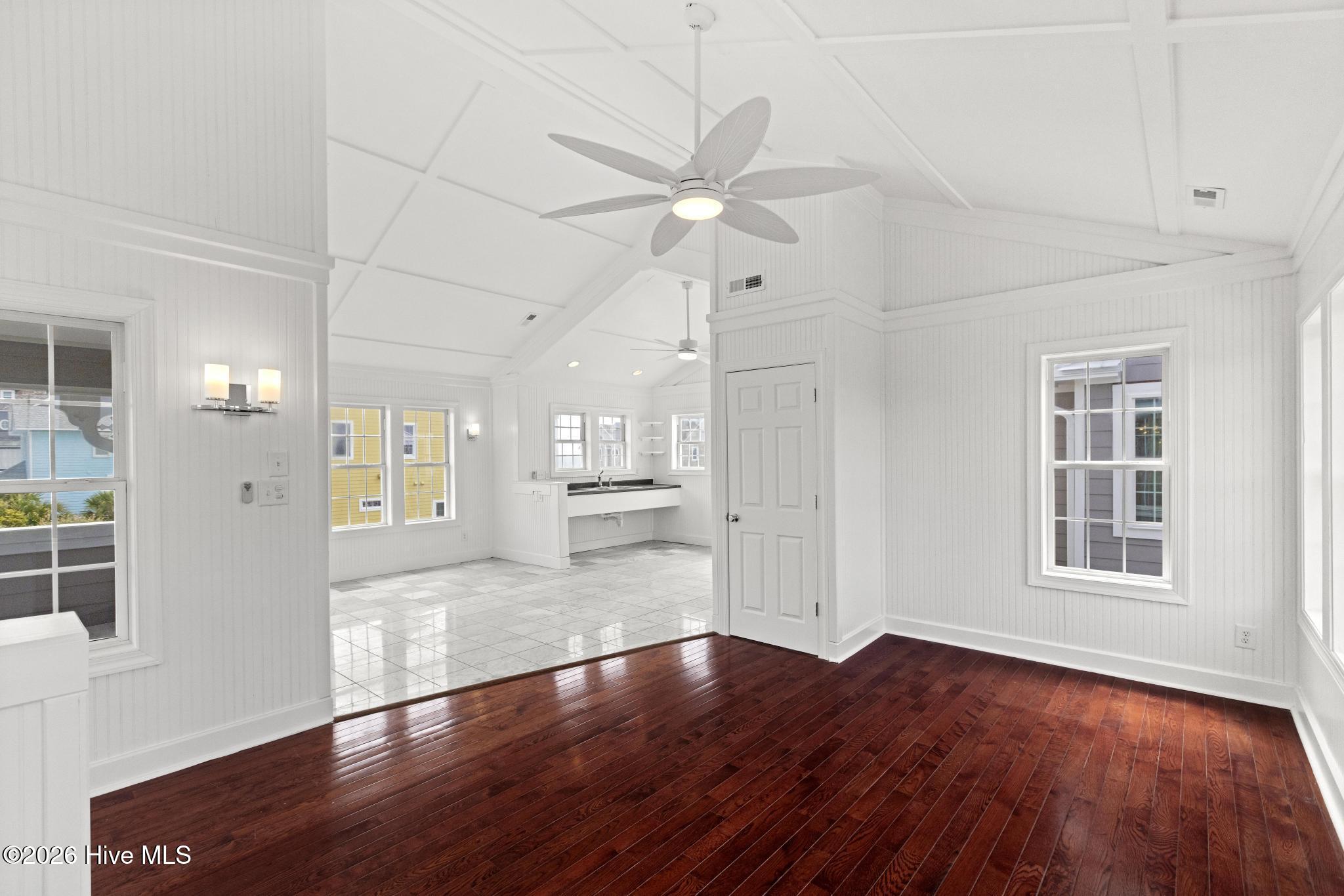 9813 Sandy Court Property Photo 67