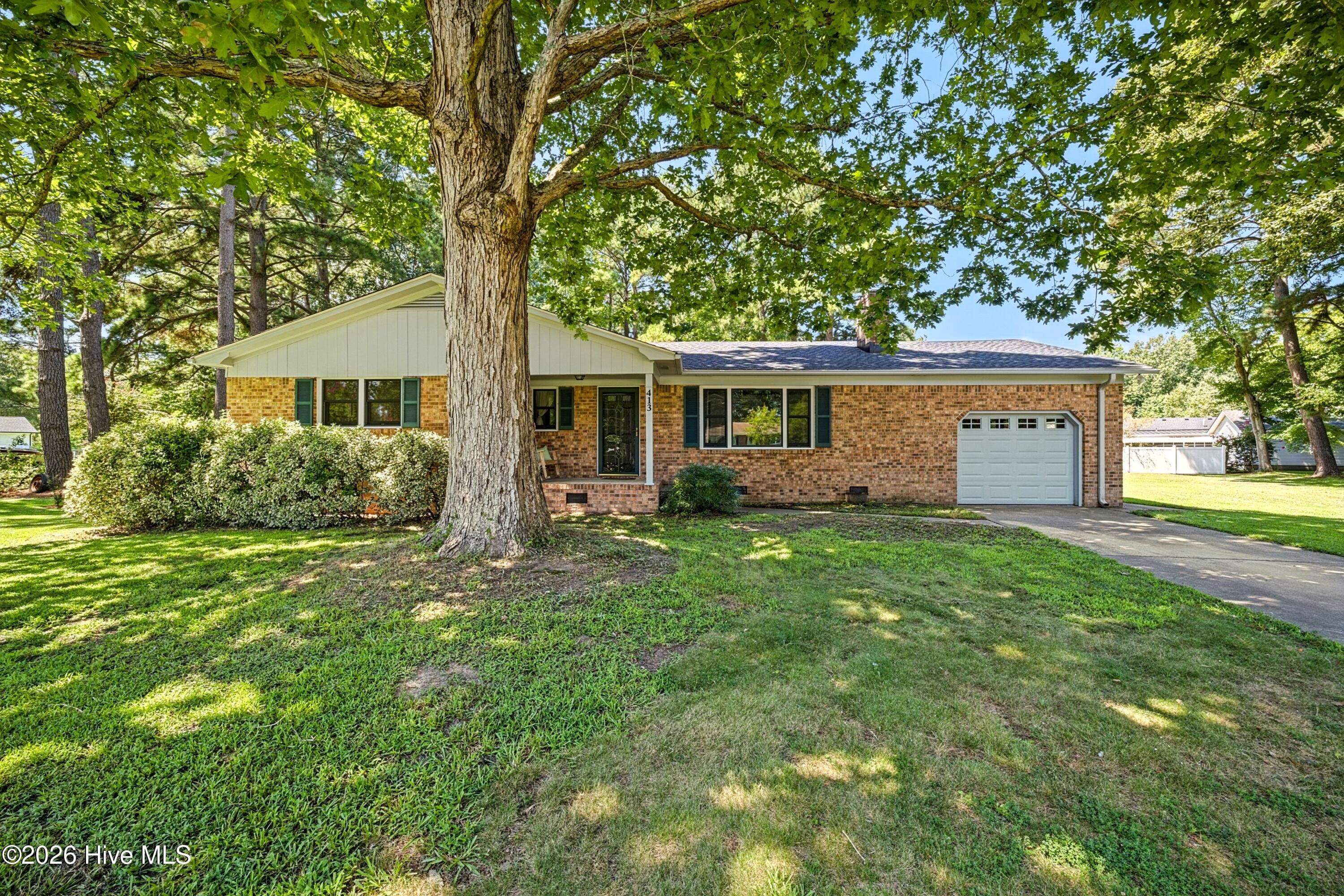 413 Hickory Drive Property Photo 1