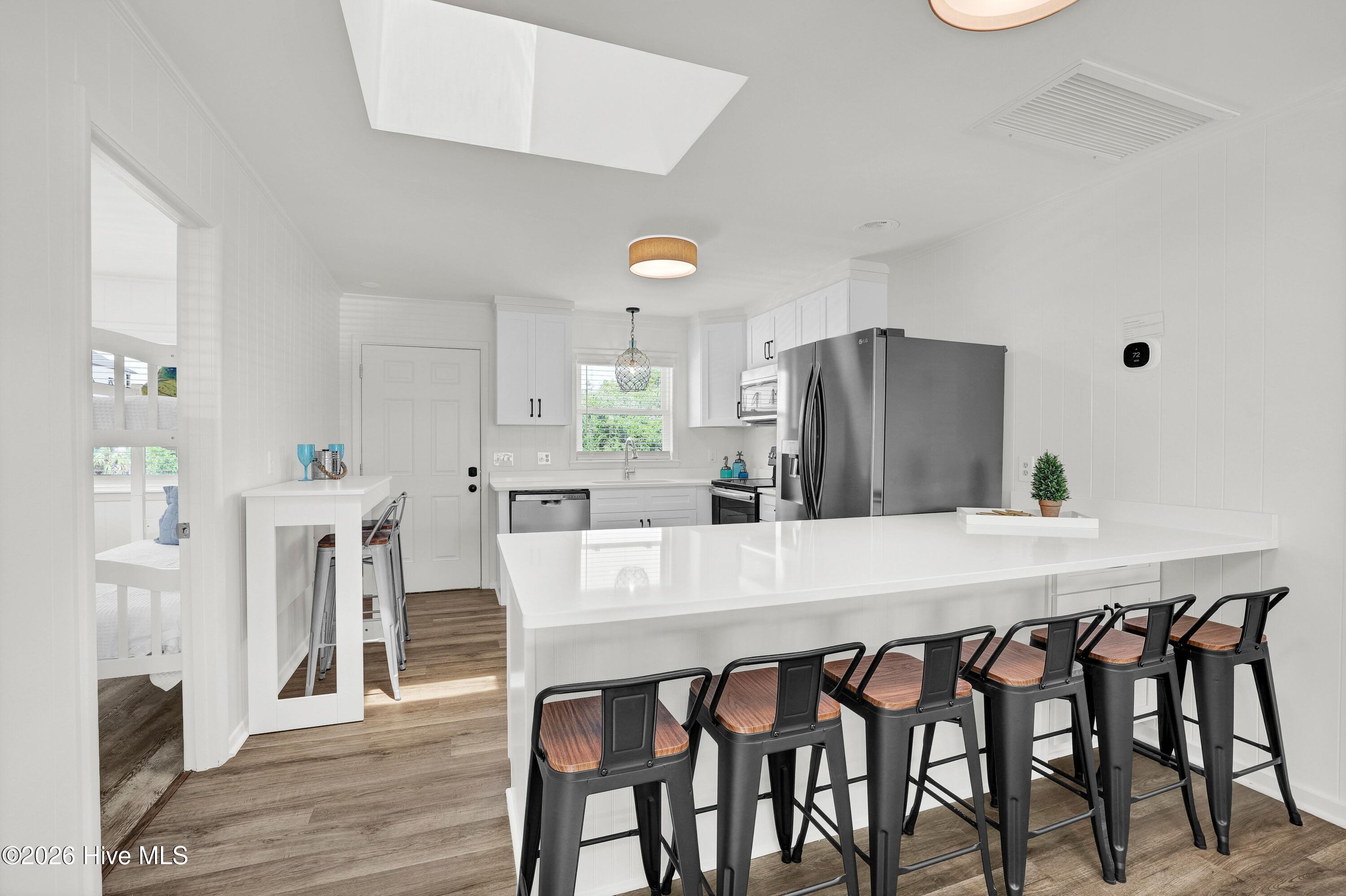 1027 S Shore Drive Property Photo 23