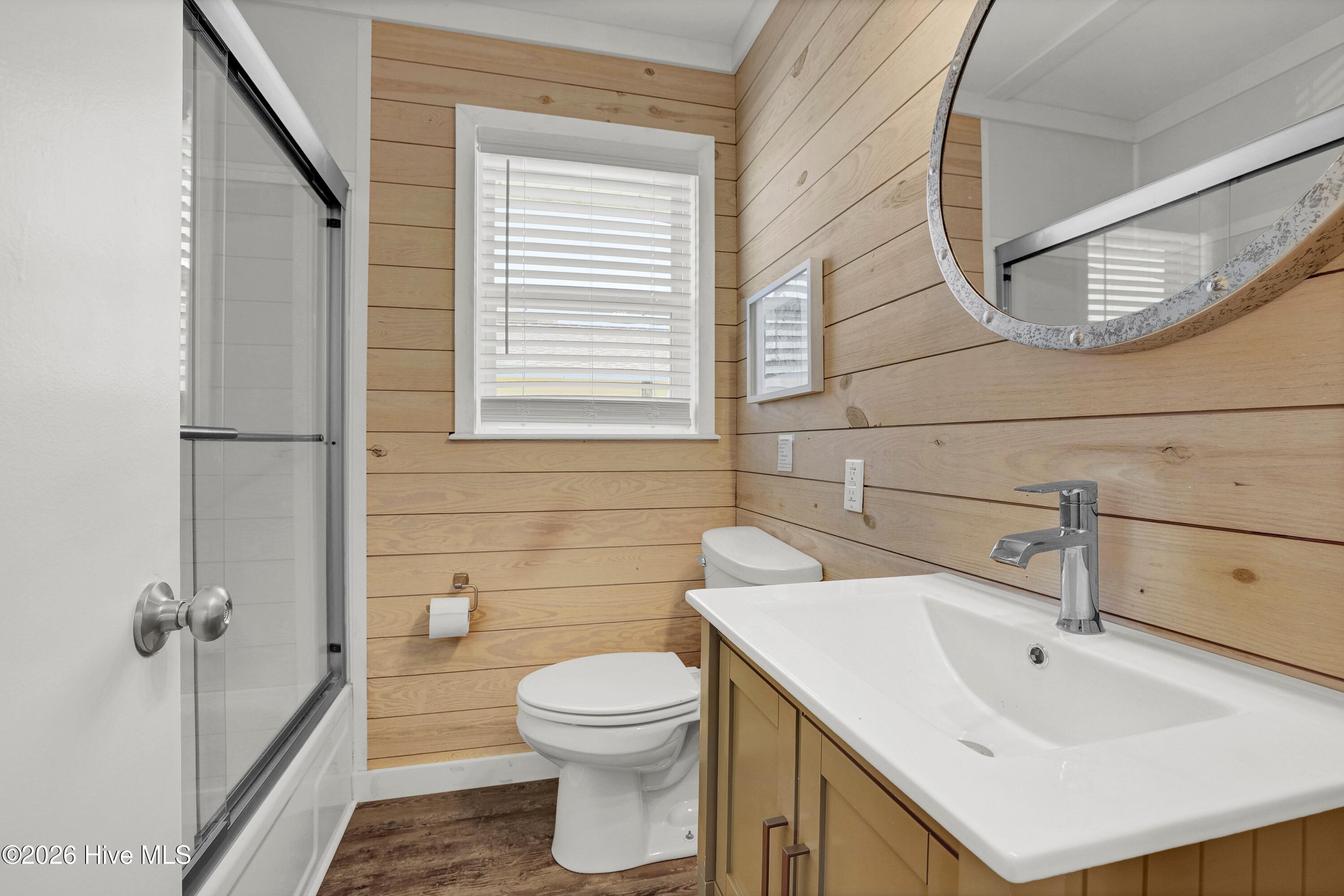 1027 S Shore Drive Property Photo 26