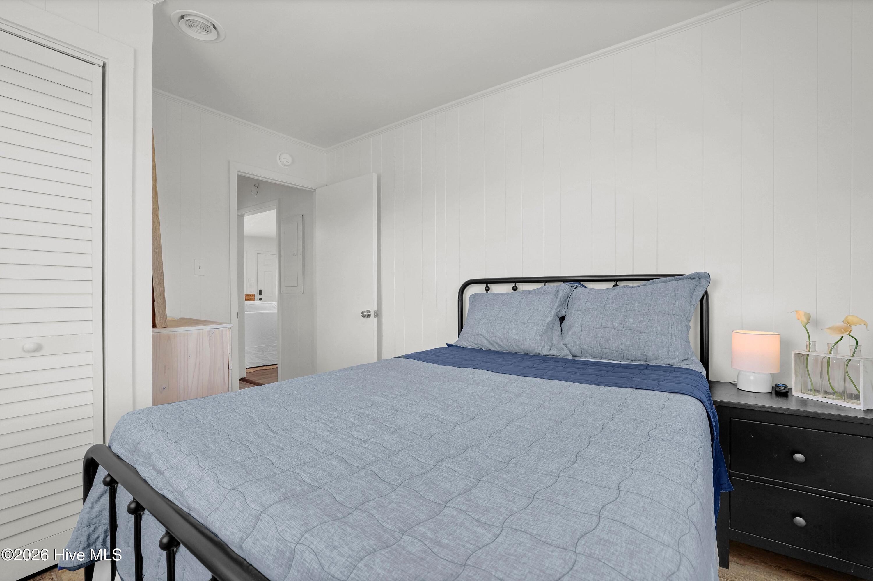 1027 S Shore Drive Property Photo 30