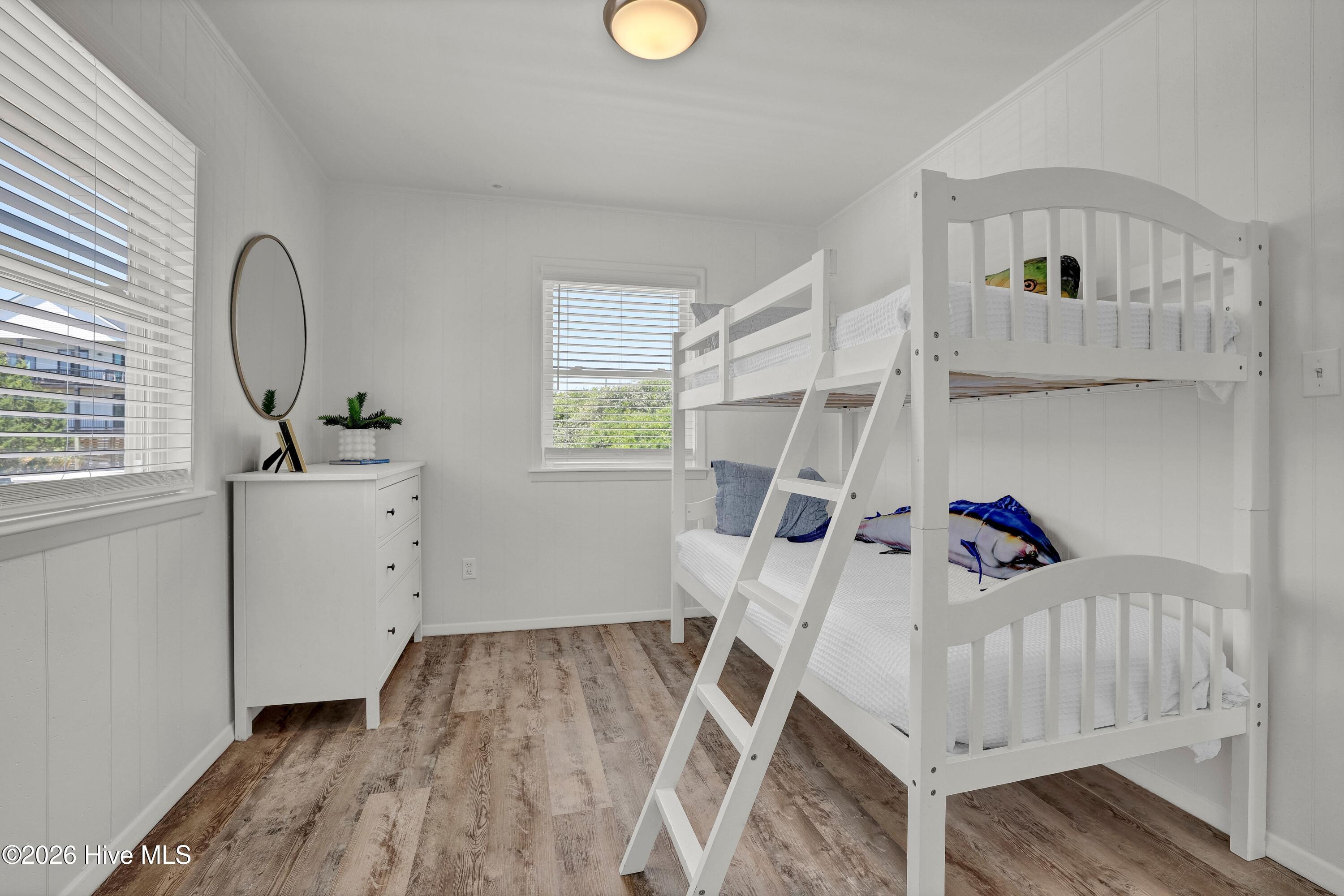 1027 S Shore Drive Property Photo 31