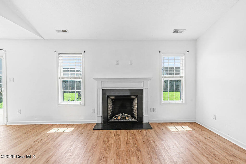 837 Dynasty Drive Property Photo 10