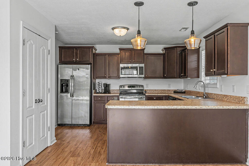 837 Dynasty Drive Property Photo 13