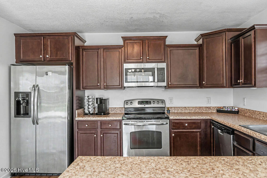 837 Dynasty Drive Property Photo 14