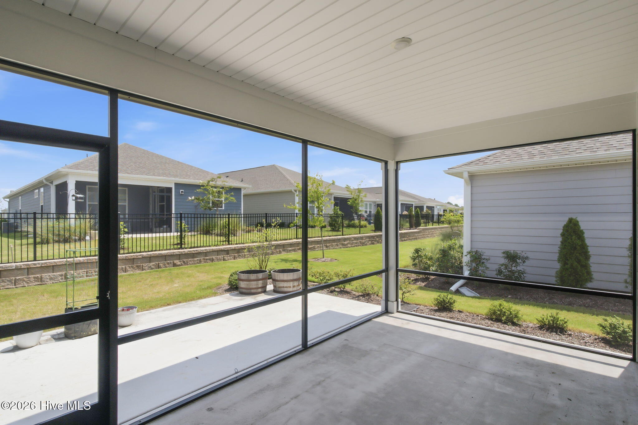 5533 Coral Tide Avenue Property Photo 29