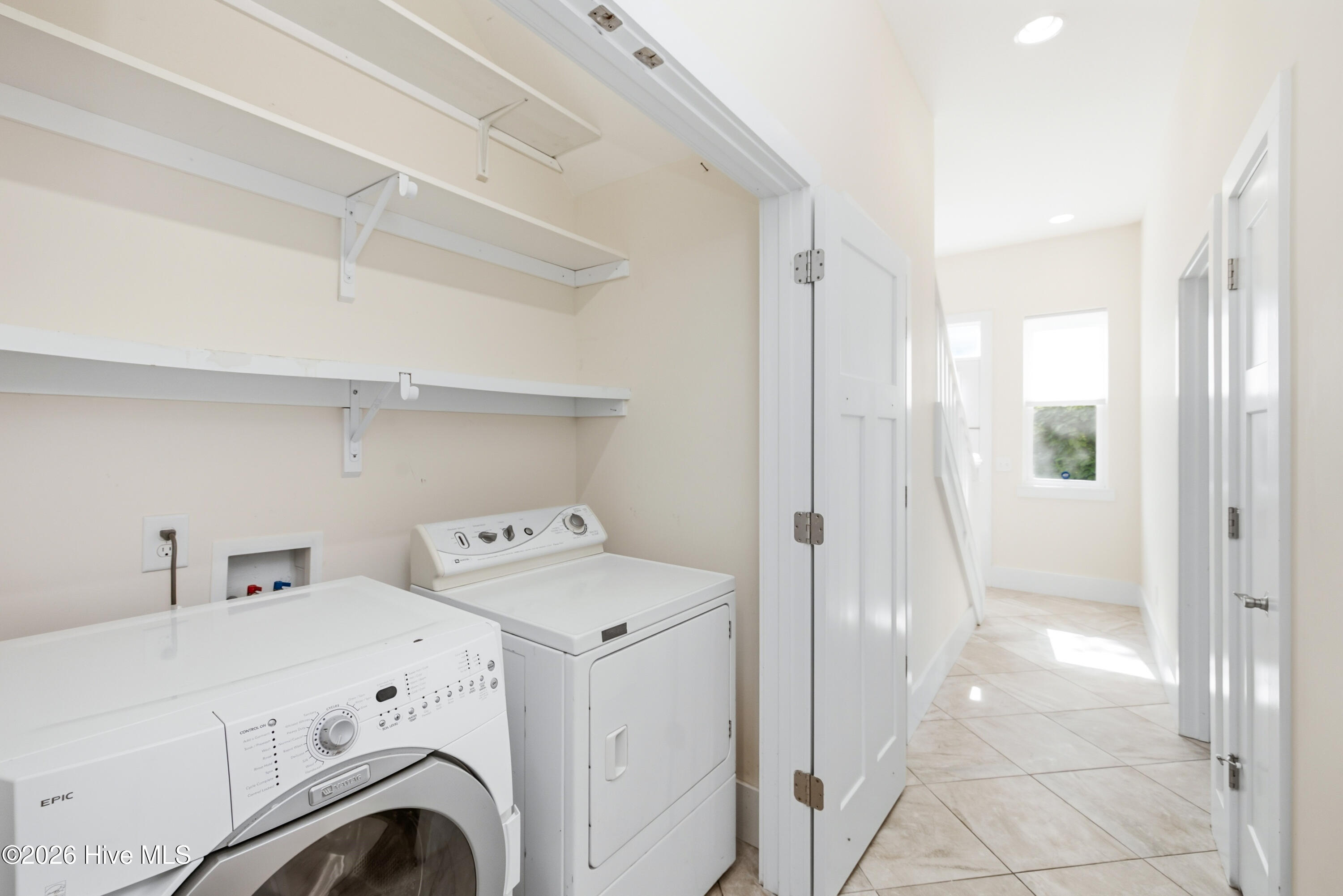1615 Spot Lane Unit 2 Property Photo 29