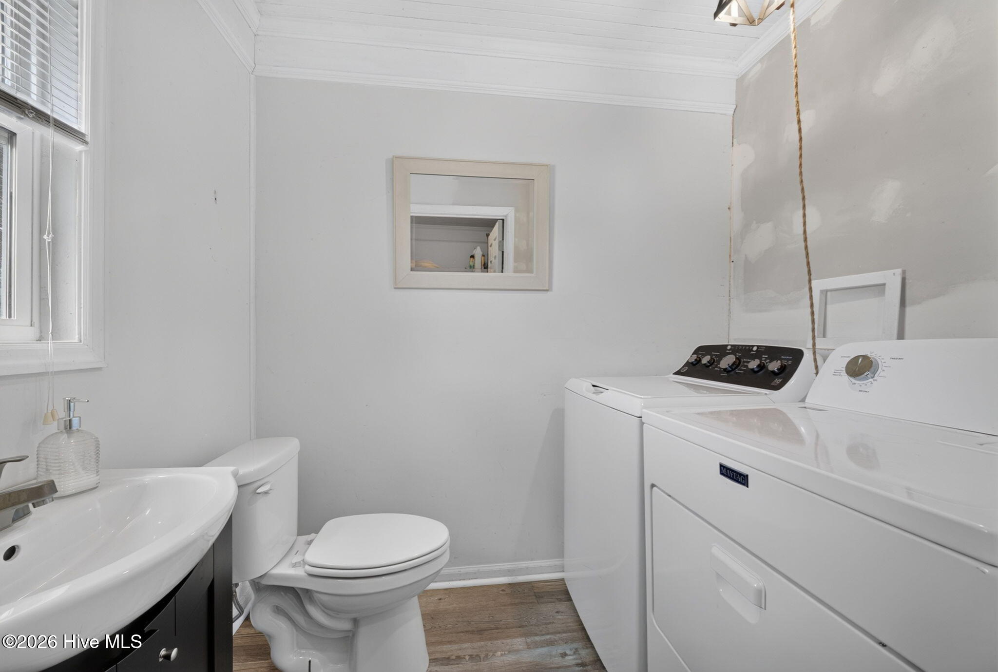 204 Saunders Street Property Photo 13