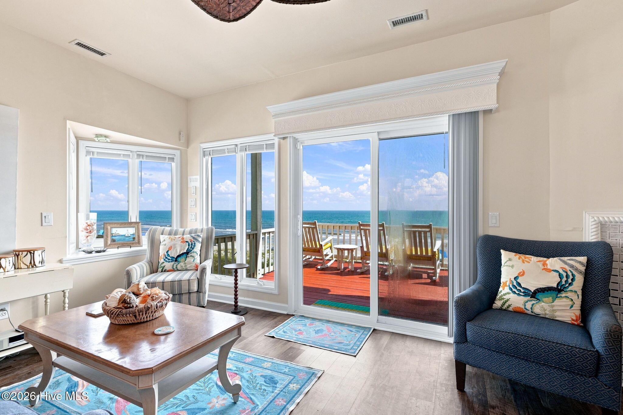 3903 Ocean Drive E&w Property Photo 4