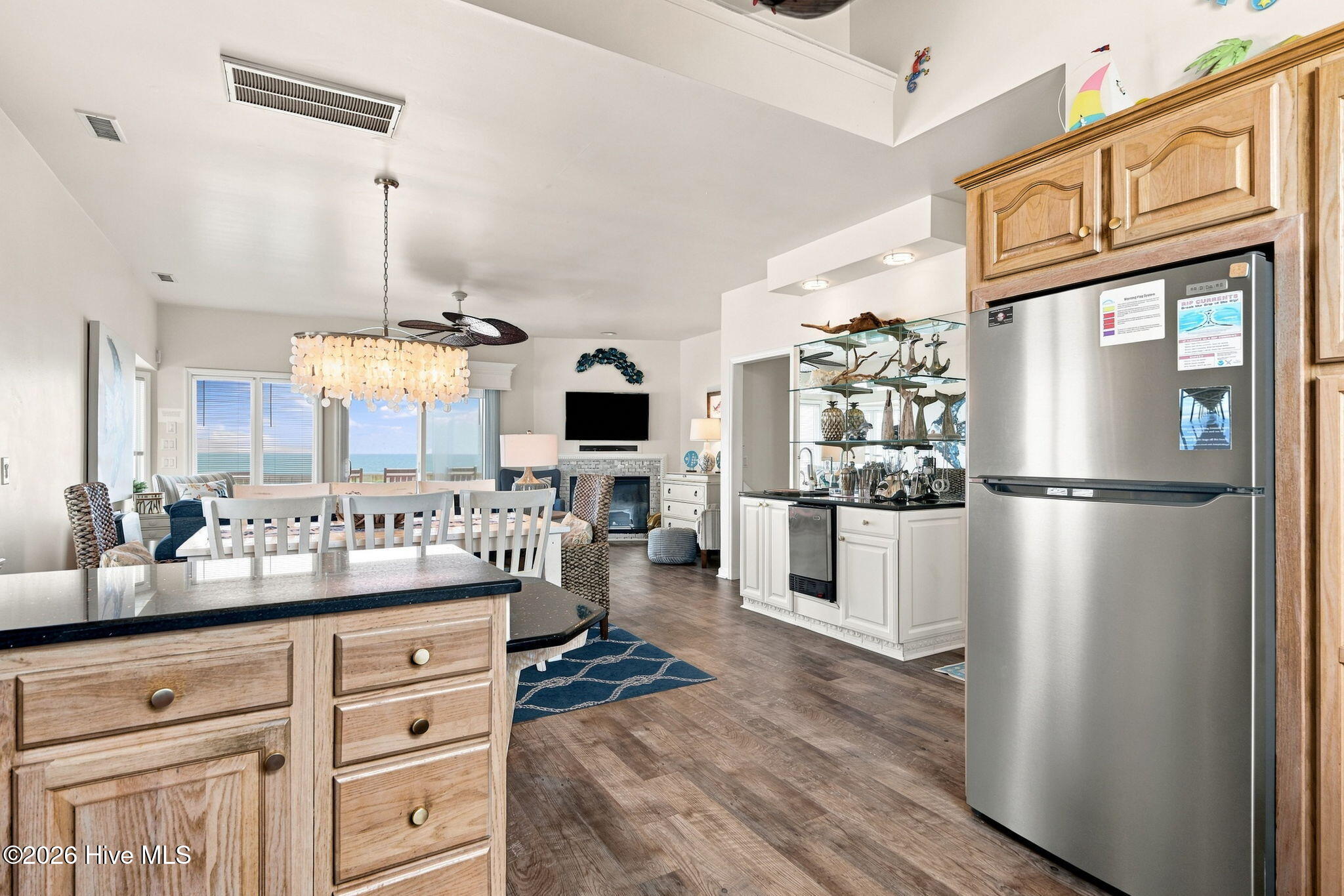3903 Ocean Drive E&w Property Photo 10