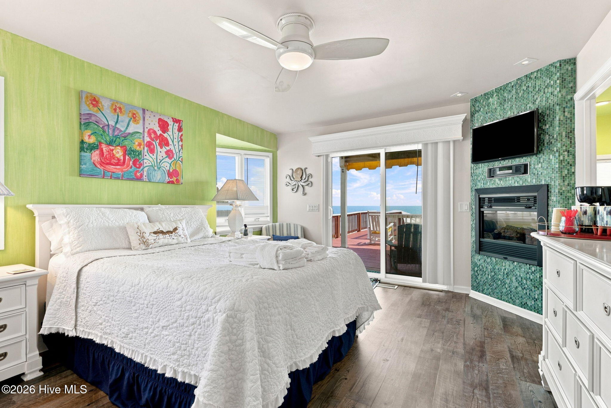 3903 Ocean Drive E&w Property Photo 15