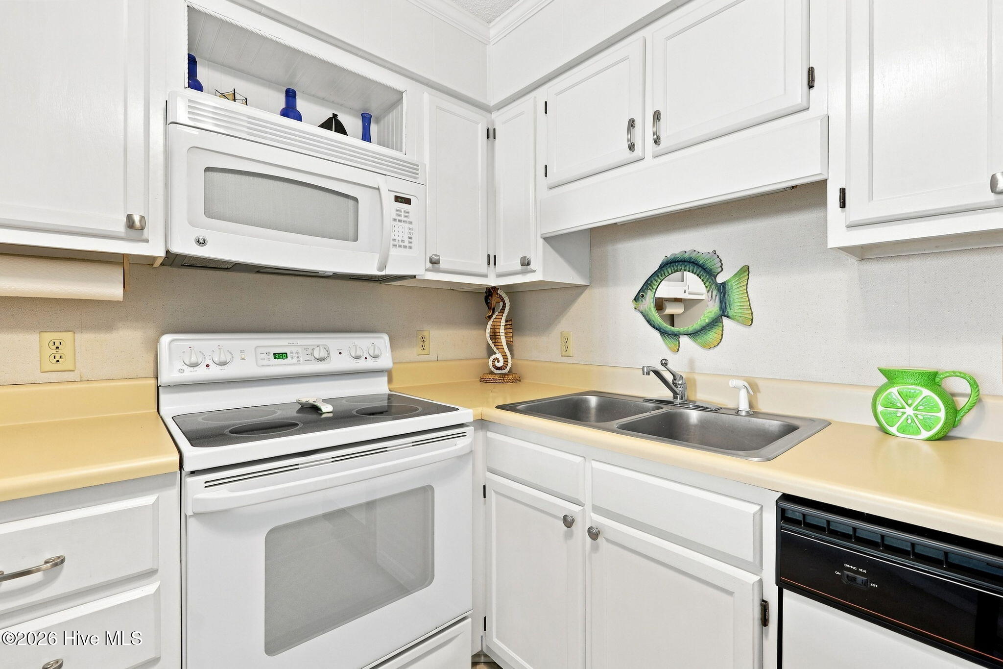 301 E Commerce Way Road 254 Property Photo 16