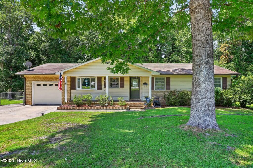 3 Dobbs Circle Property Photo 1