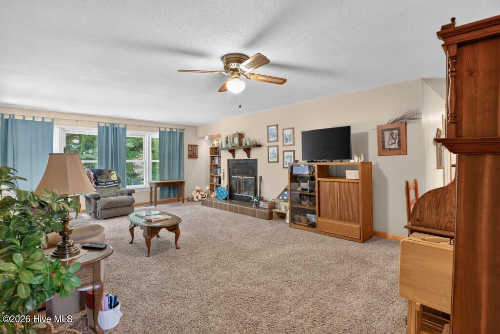 3 Dobbs Circle Property Photo 3