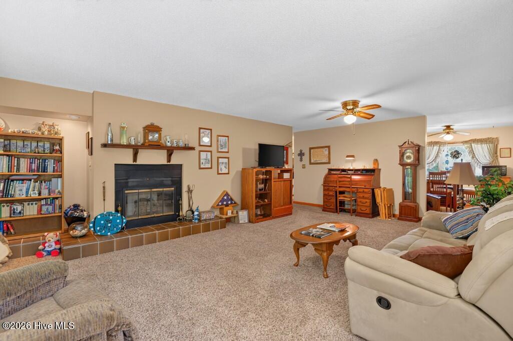 3 Dobbs Circle Property Photo 4