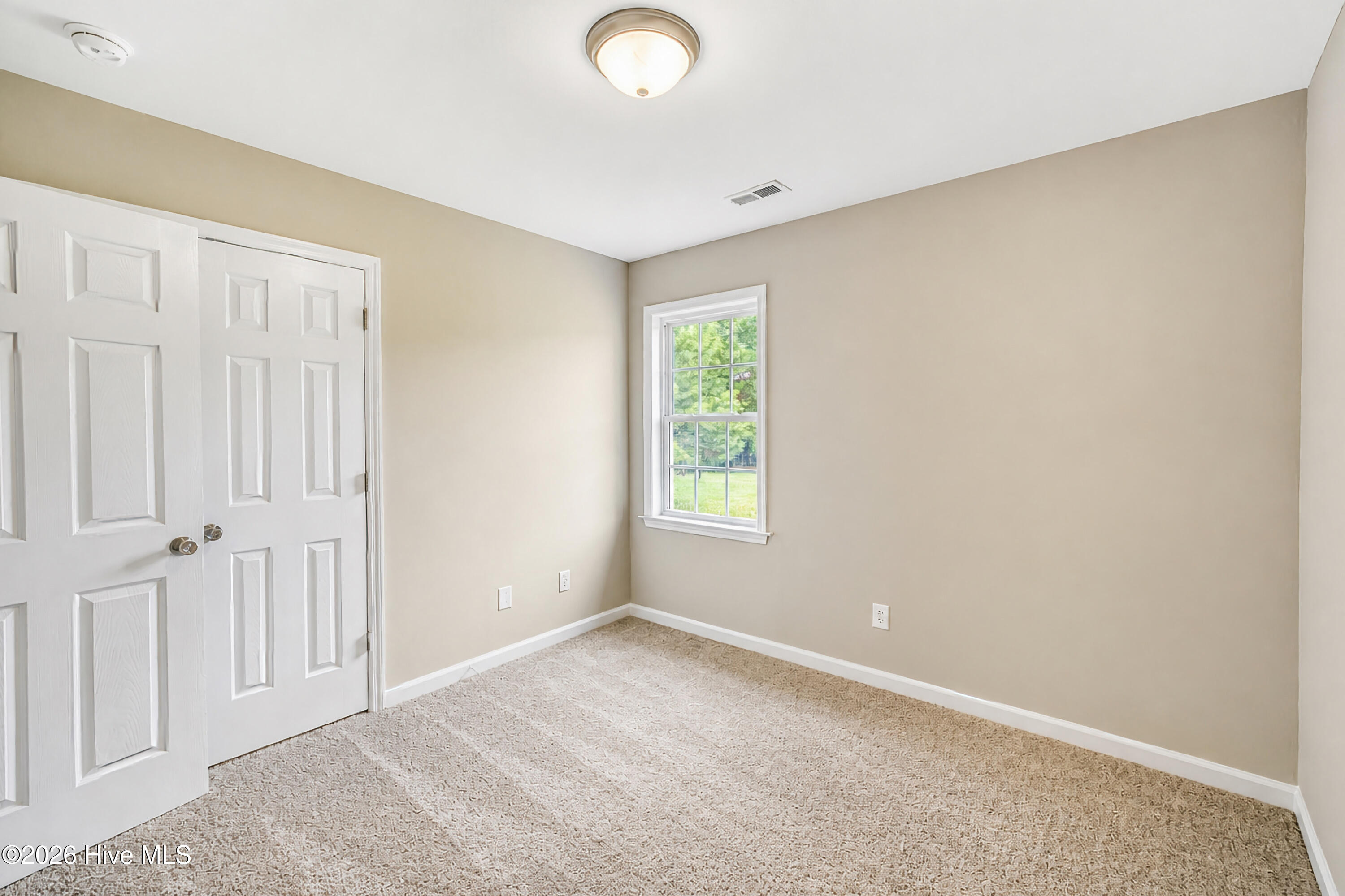 303 Big Tree Lane Property Photo 26
