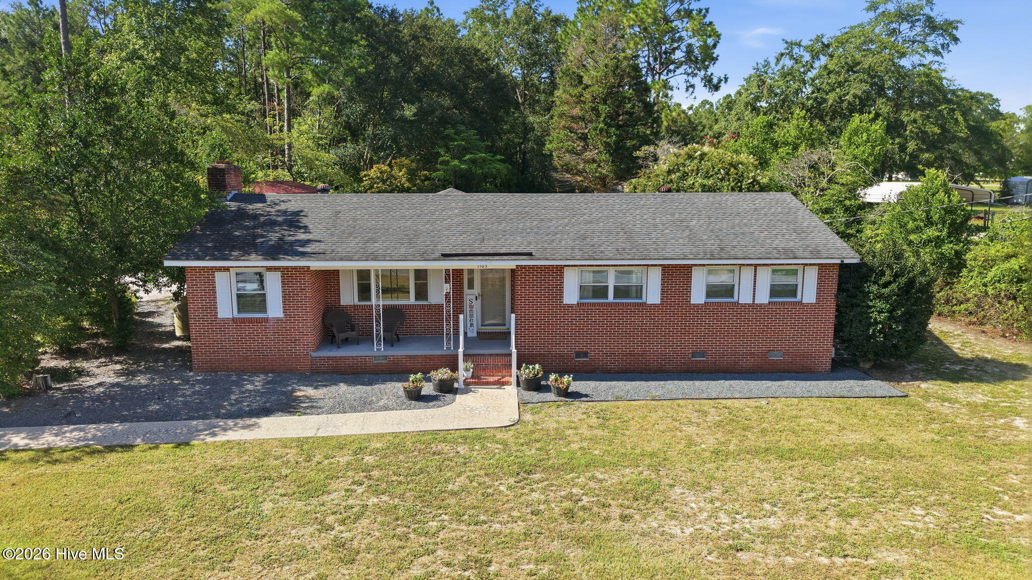 1105 Oak Avenue Property Photo 6